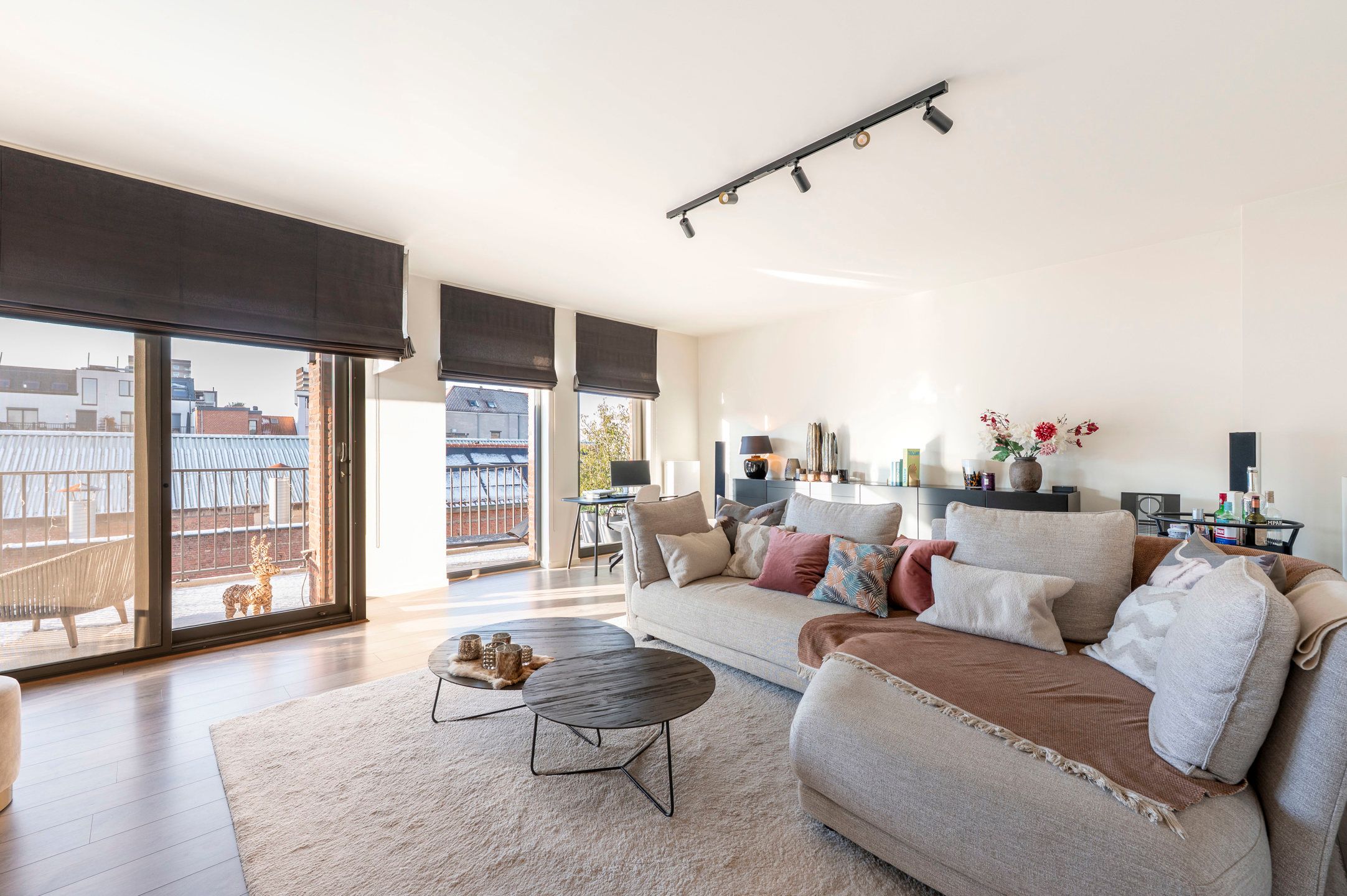 Luxueus 2-slaapkamerappartement met zonnig terras foto 4