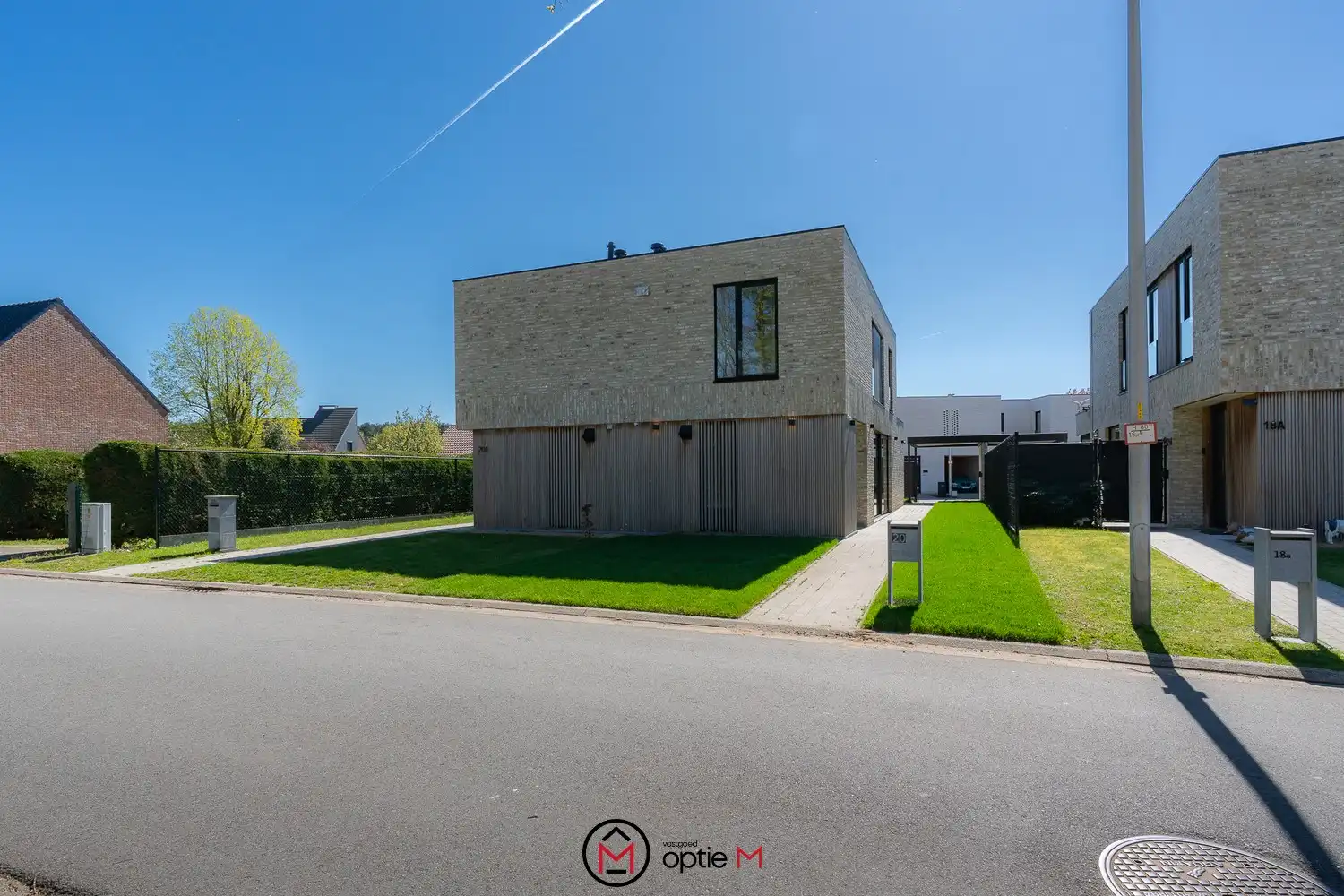 Instapklare woning te koop met hoogwaardige afwerking foto 28