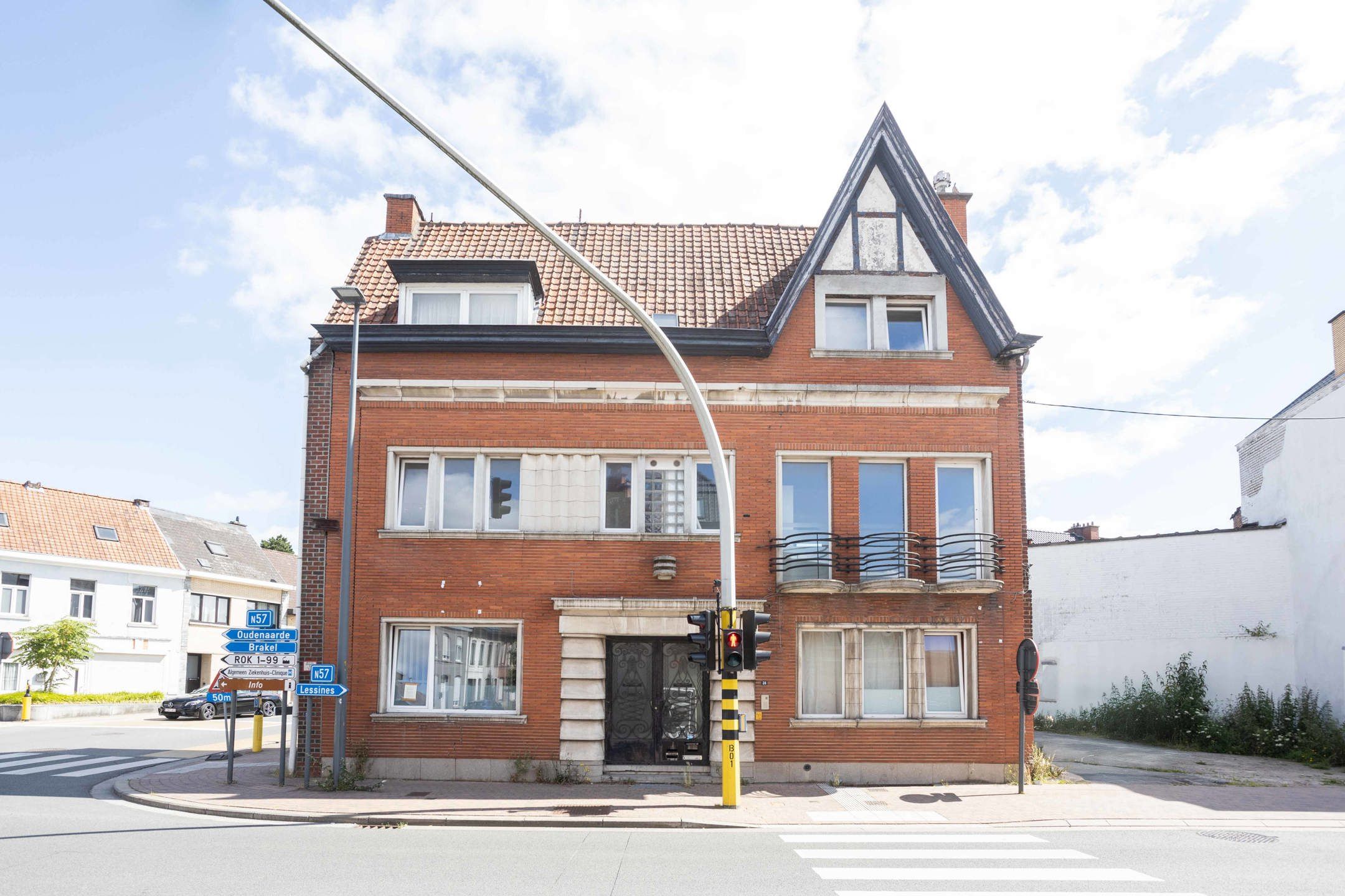 ()=>{if(producerUpdateValueVersion(node),producerAccessed(node),node.value===ERRORED)throw node.error;return node.value} Elzelestraat 46 - 9600 Ronse