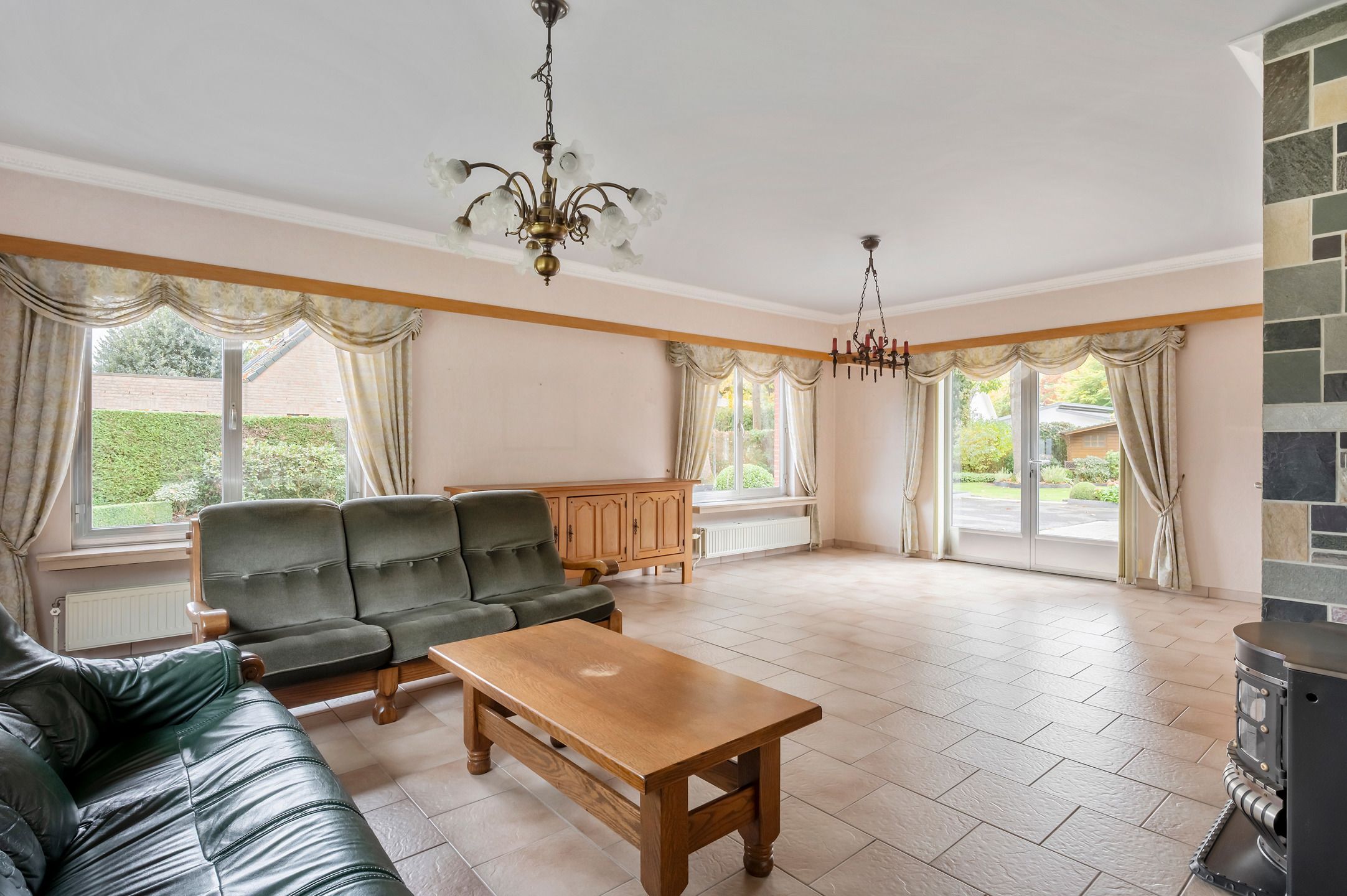 Goed onderhouden gelijkvloerse woning met 4 slaapkamers foto 9