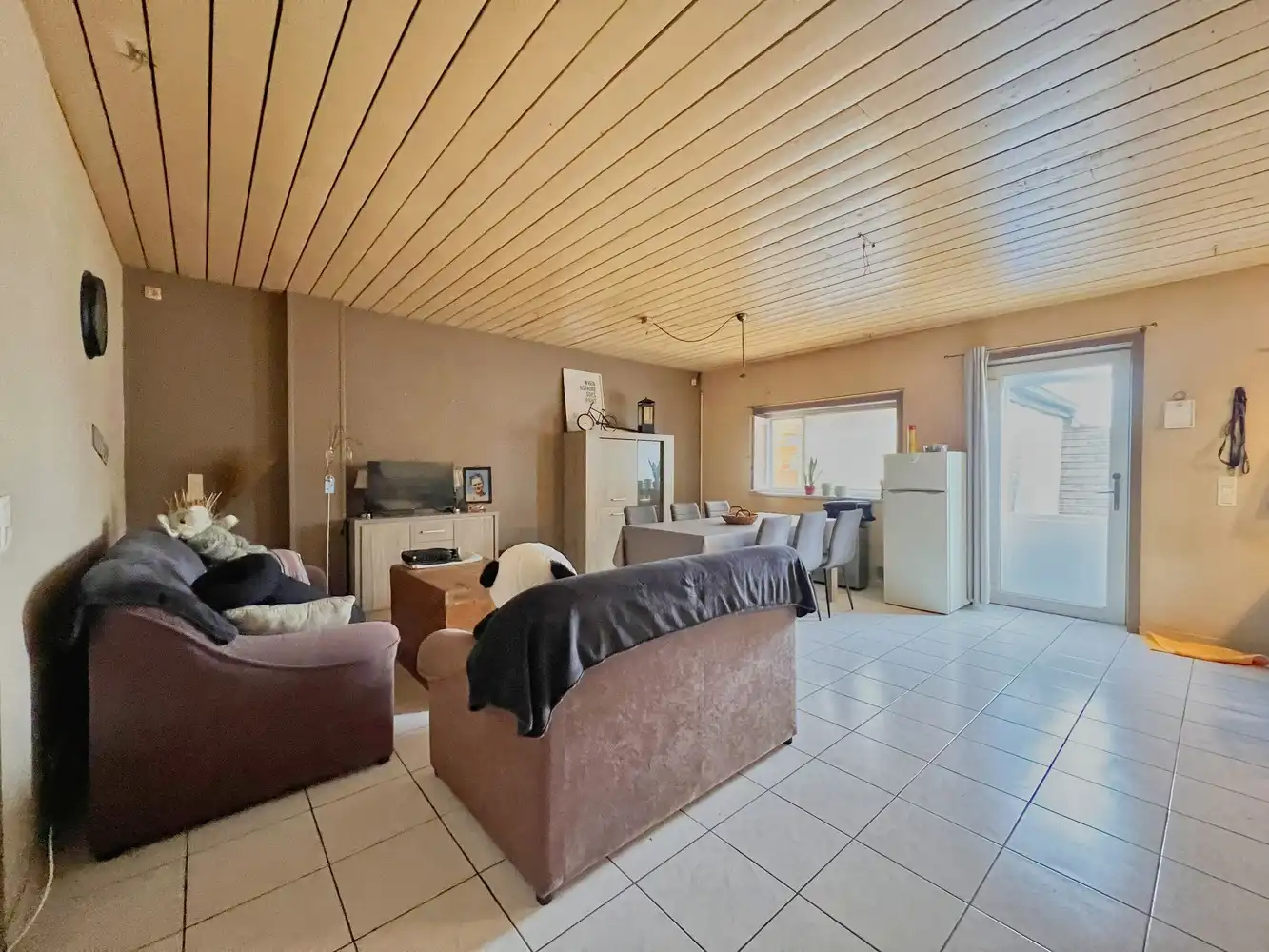 Instapklare, lichtrijke woning met 2 slpks en tuin foto 2