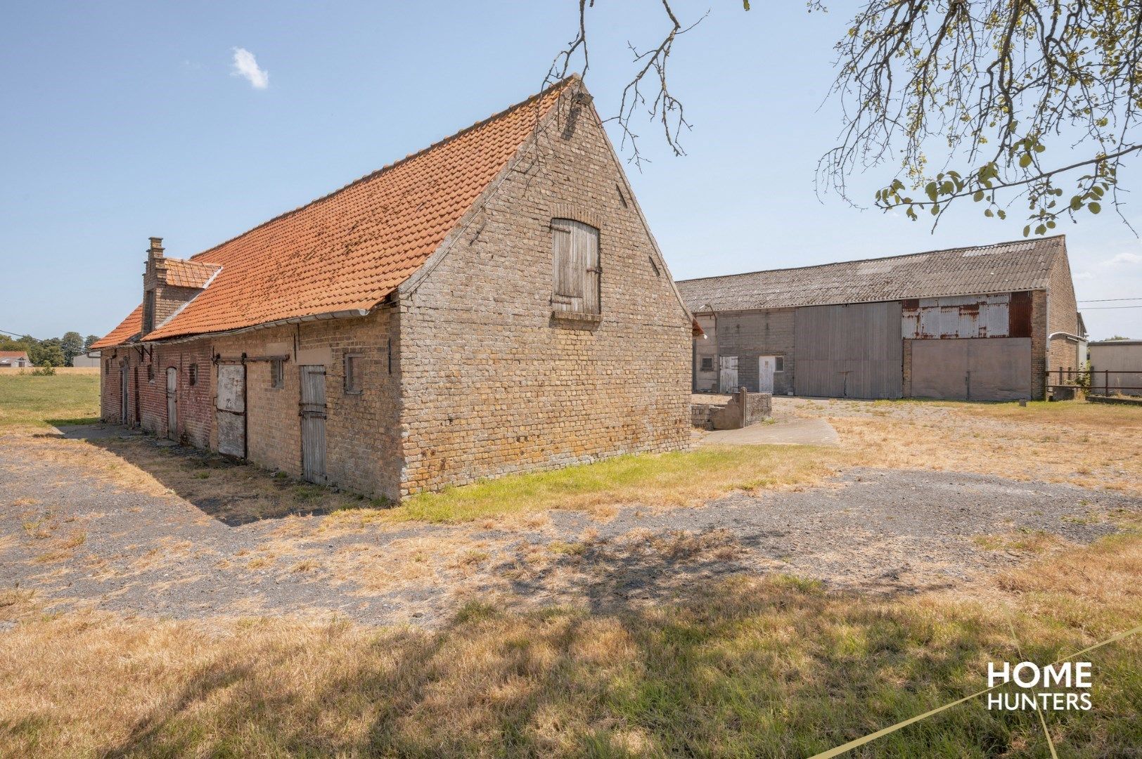 Prachtige U-hoeve op idyllische locatie met bouwvergunning te Izenberge  foto 9