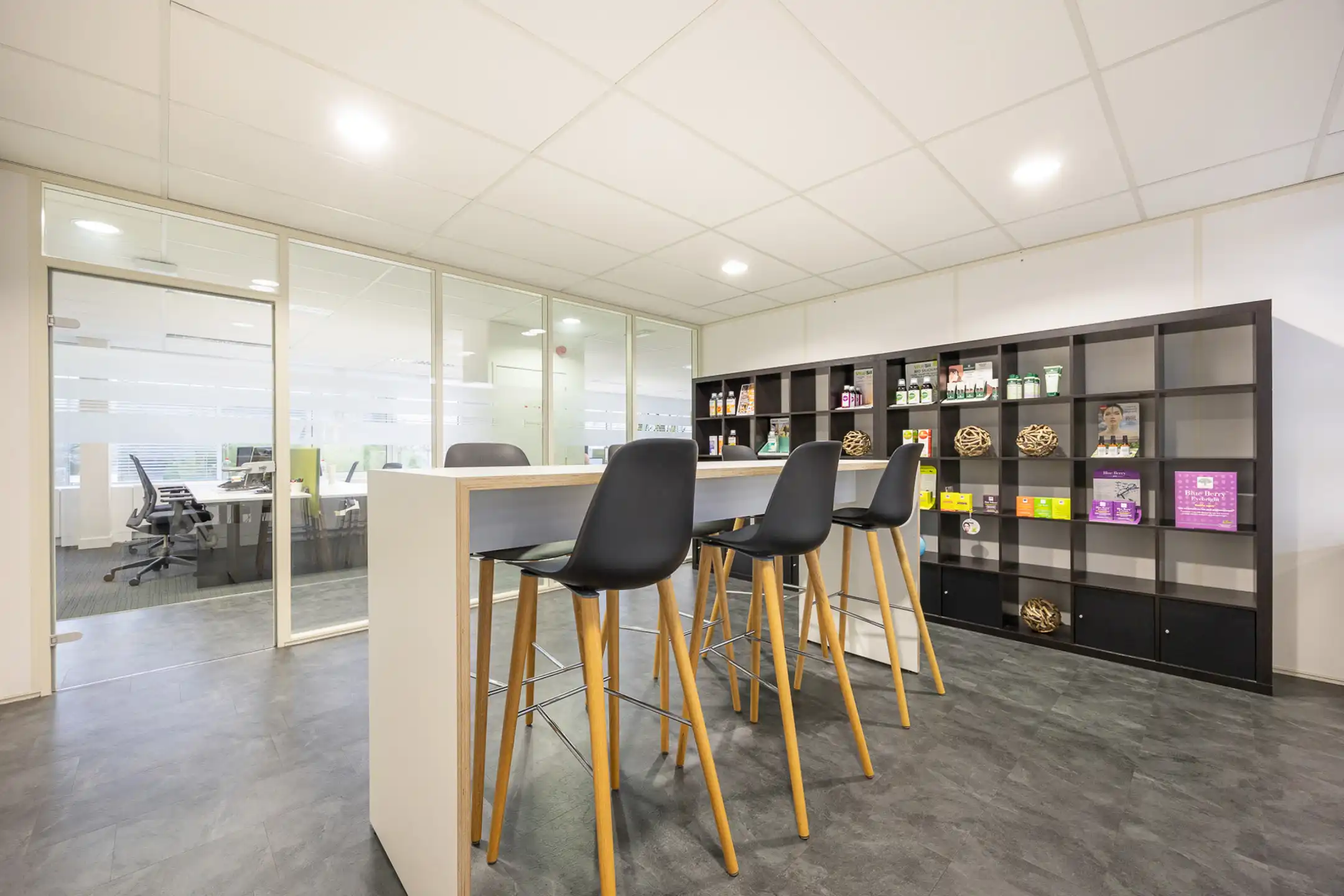 Moderne kantoorruimte in West Port Campus (475 m²) foto 17