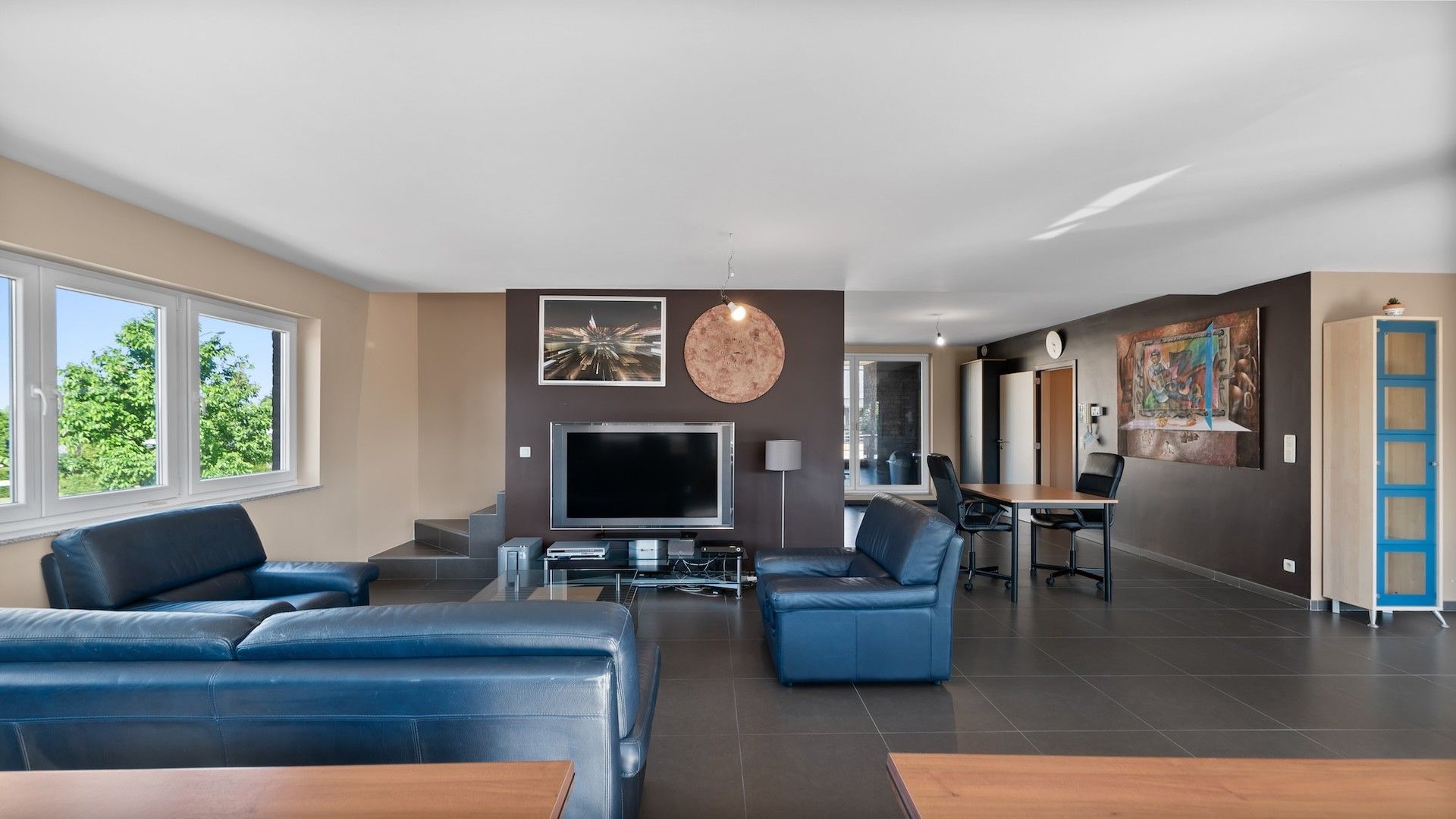 Duplex app. van 220m2 met 3 slpk's en 65m2 aan terrassen foto 8