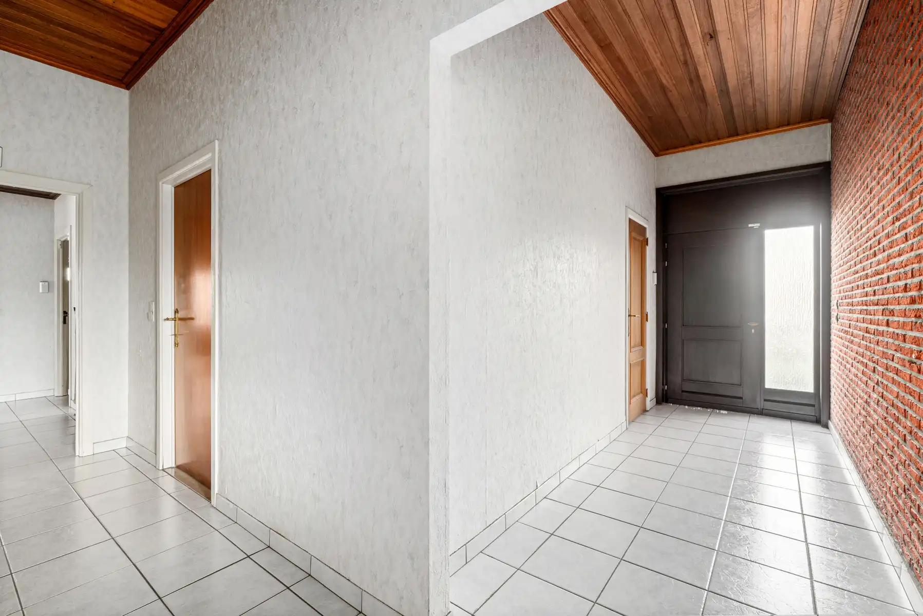 Landelijke villa met 3 slaapkamer, 2 badkamers en garage foto 16