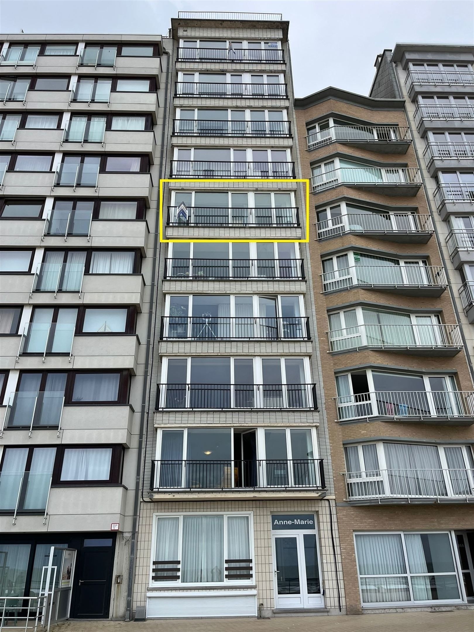 appartement met zeezicht foto 11