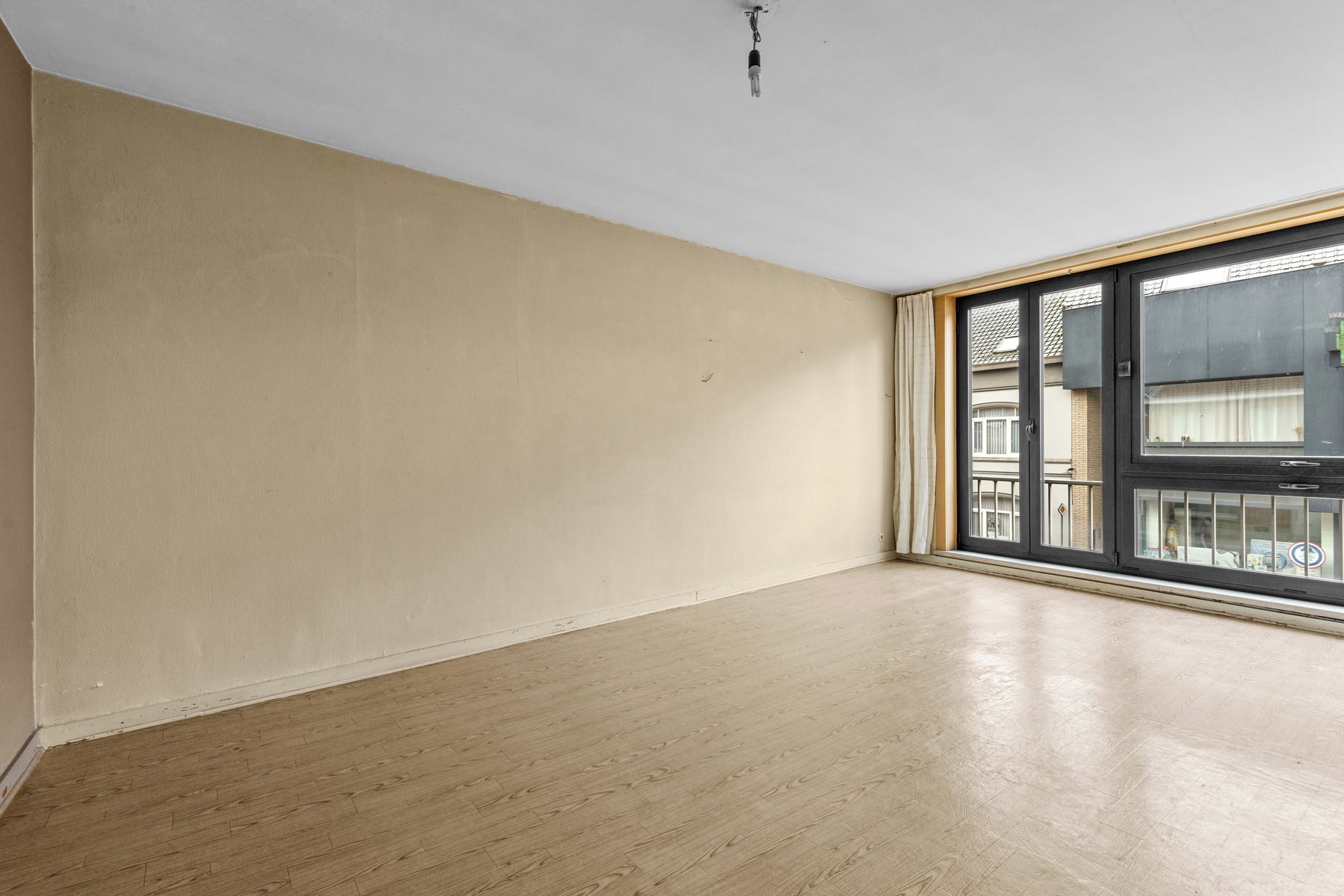 Appartement te koop in Geluwe – Op te frissen woning op toplocatie! foto 6