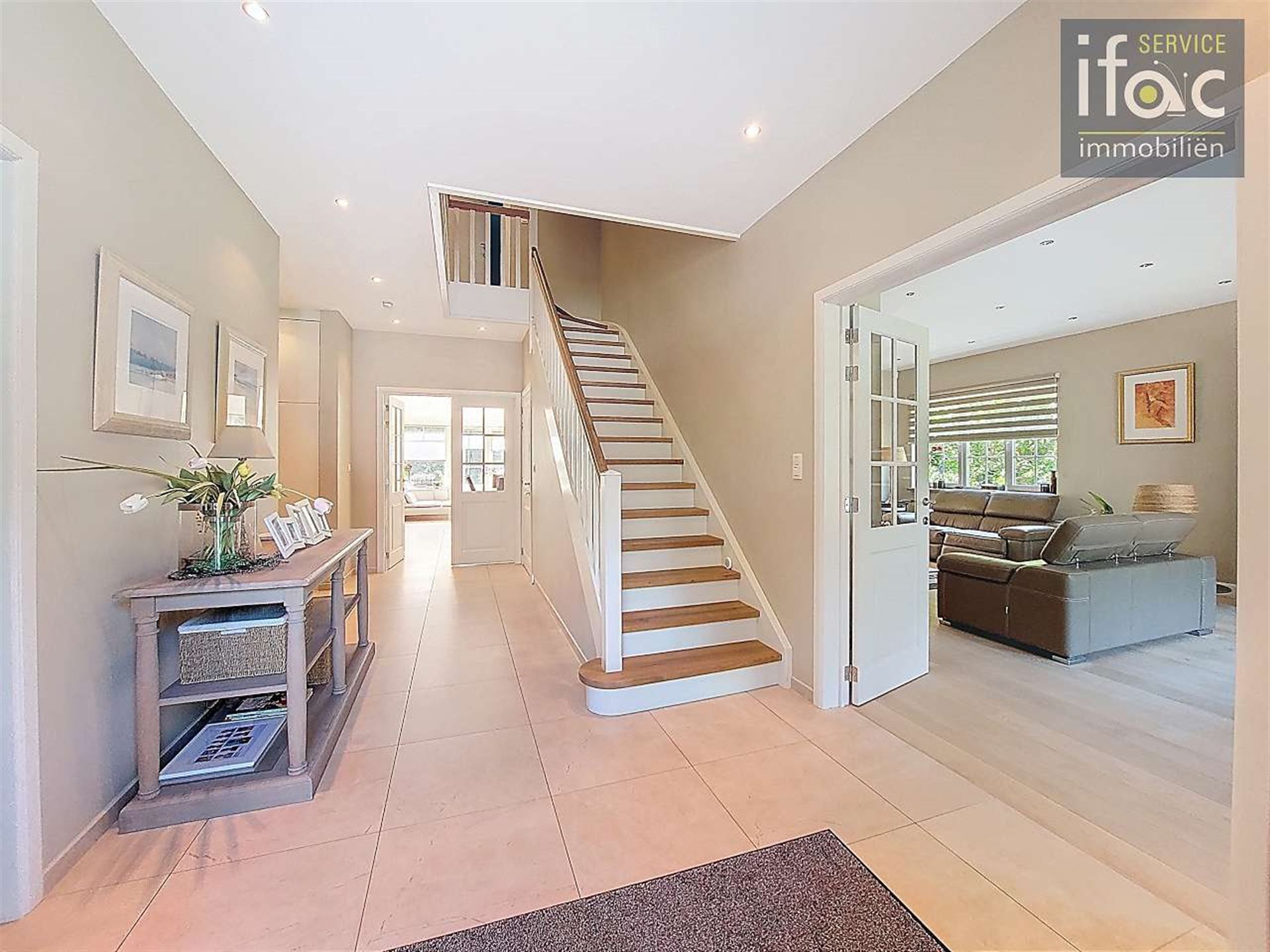 Exclusieve luxevilla op 14,47are TOP-afwerking! foto 4
