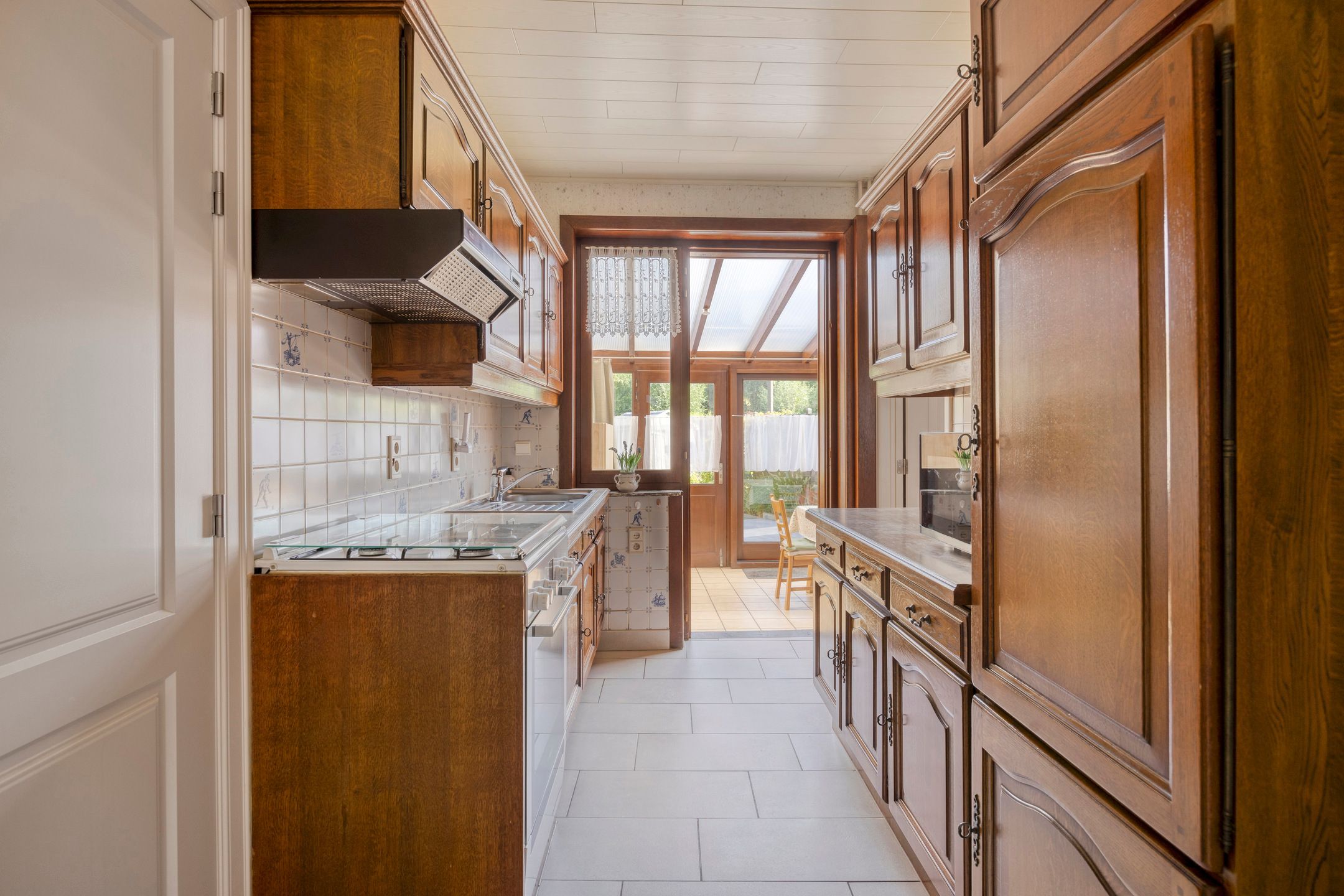 Wonen in dorpelijke charme: lichtrijke en ruime woonst foto 7