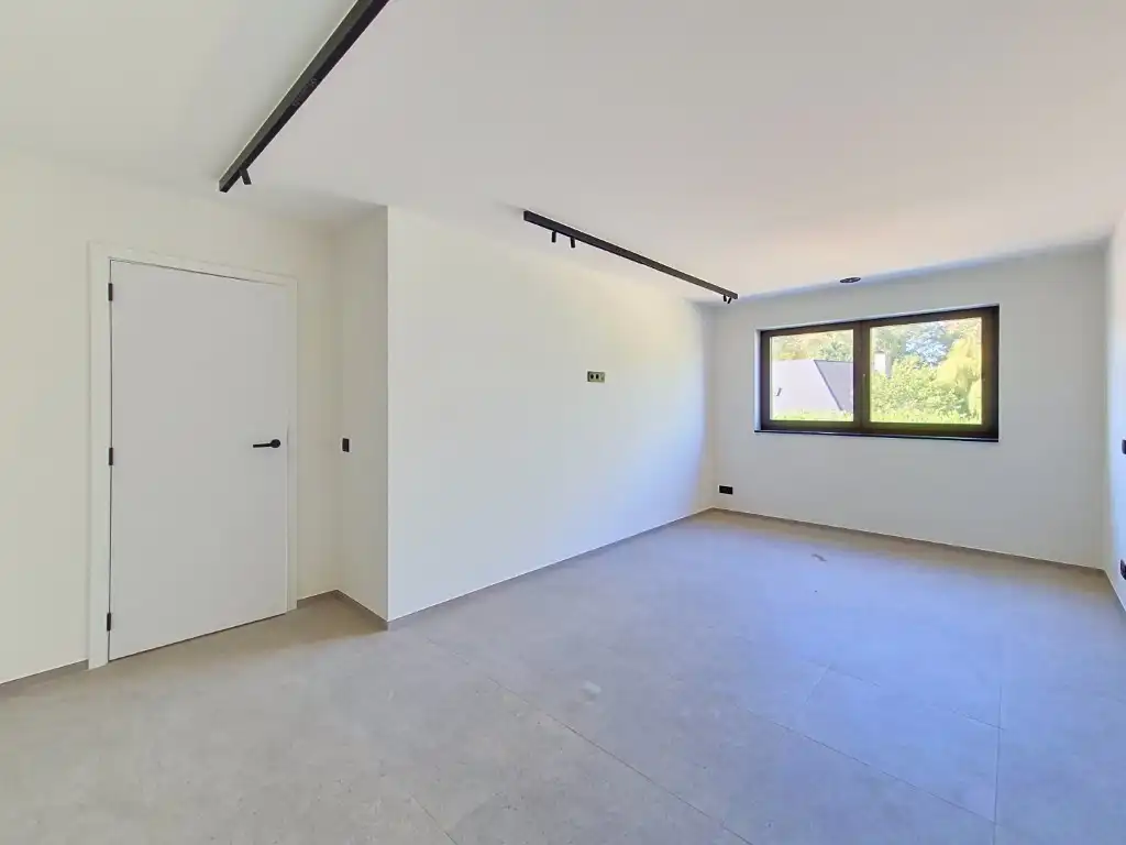 Nieuwbouwwoning met 3 slpk en polyvalente ruimte foto 13
