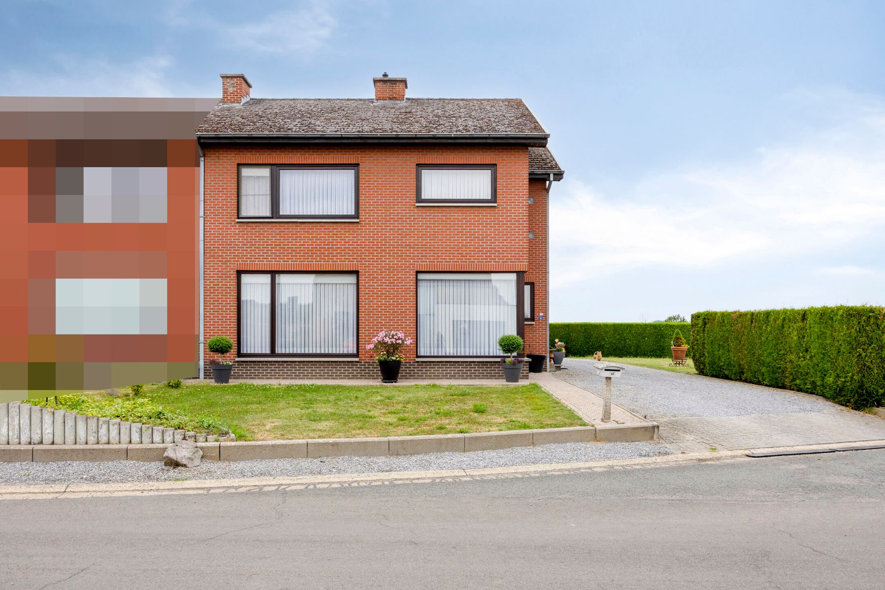 Hoofdfoto van de publicatie: halfvrijstaande woning