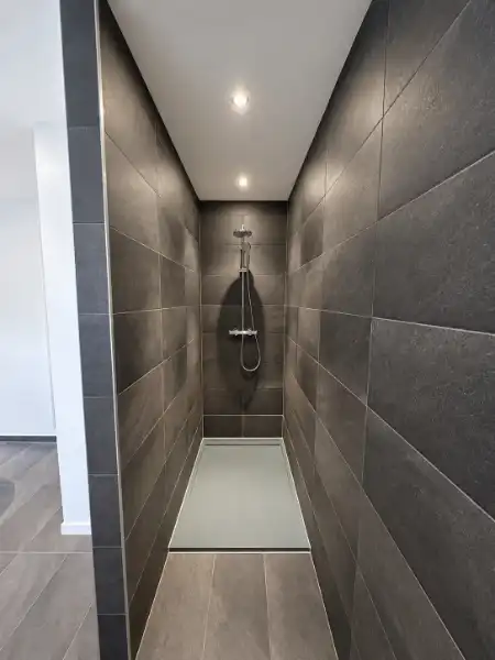 Stijlvol dakappartement met terras en veel privacy in het centrum van Geel foto 22