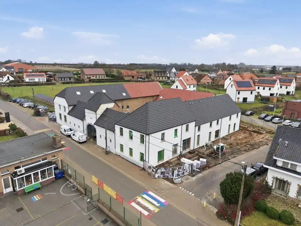 WAAR ERFGOED EN HEDENDAAGSE LUXE SAMENSMELTEN foto {{pictureIndex}}