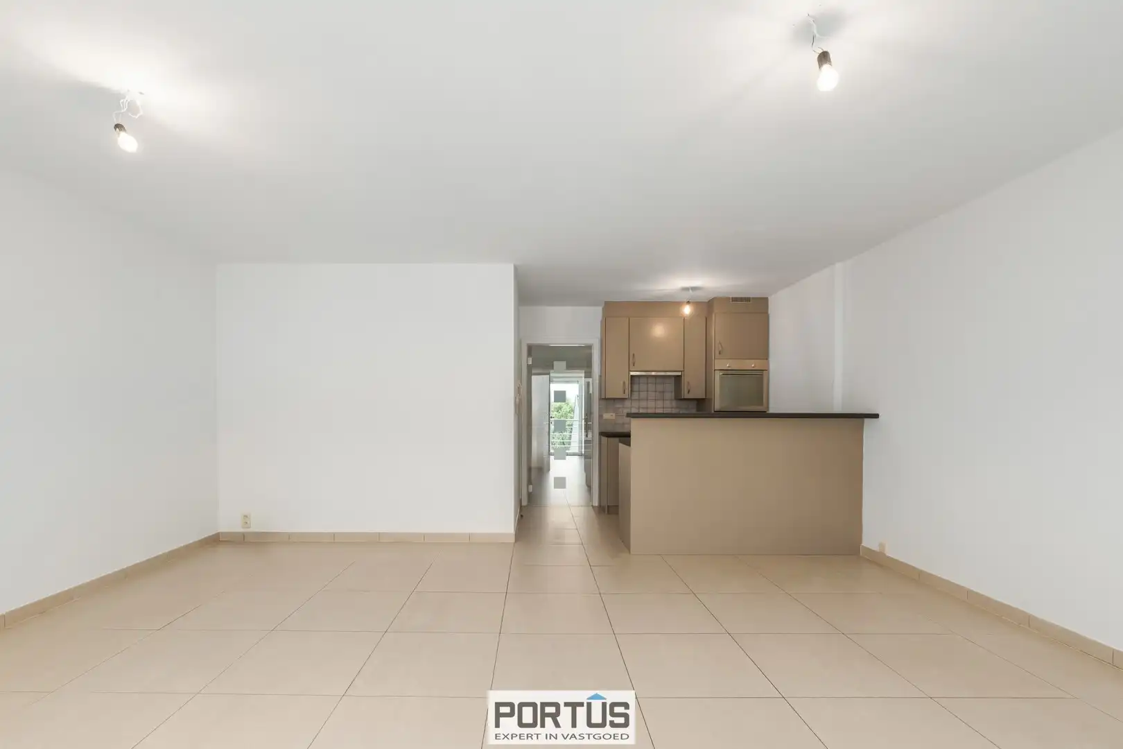 Appartement met twee slaapkamers te koop centrum Lombardsiijde foto 2