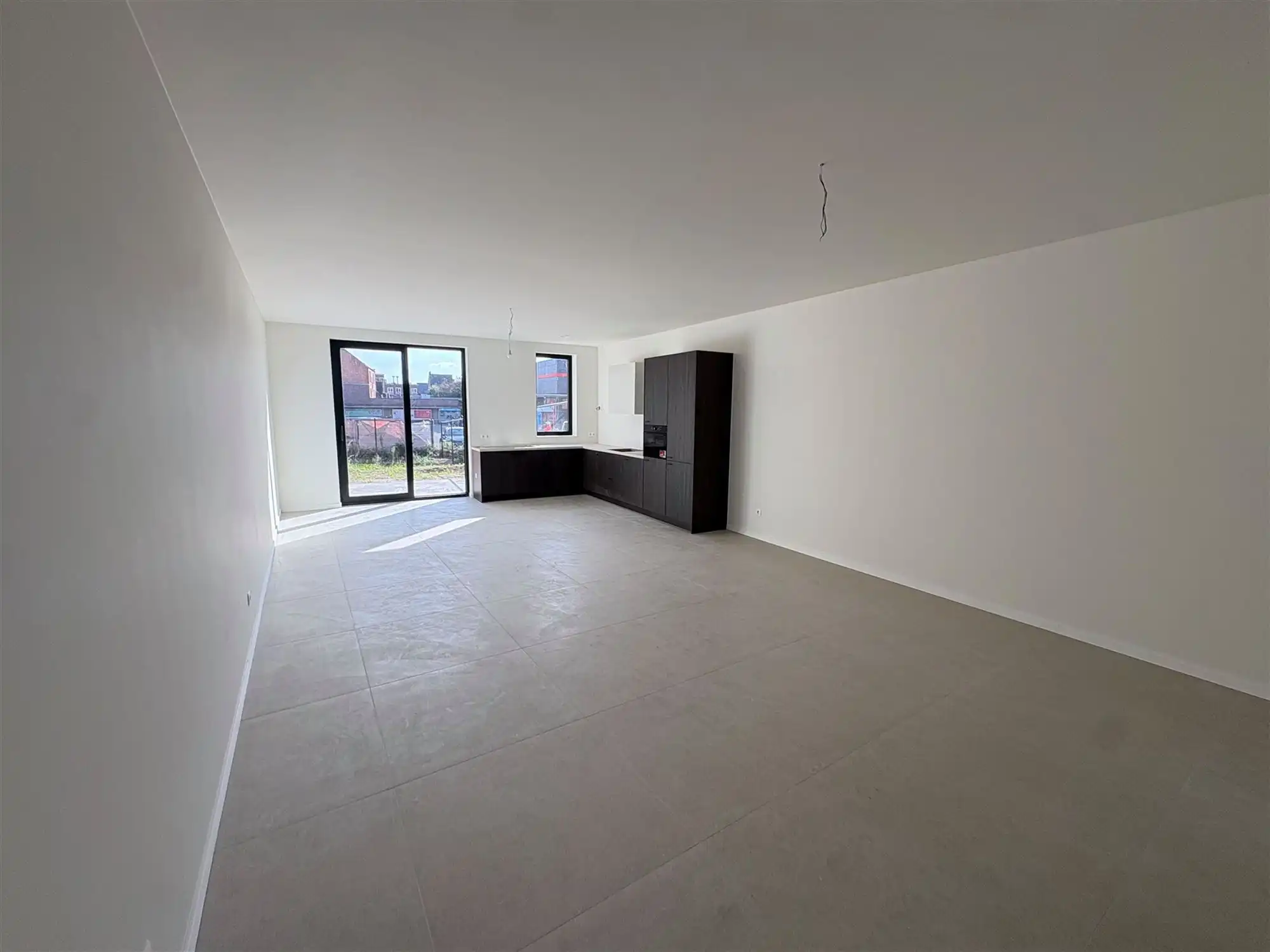 Ruim appartement met 2 slaapkamers en grote zuidtuin. foto 9