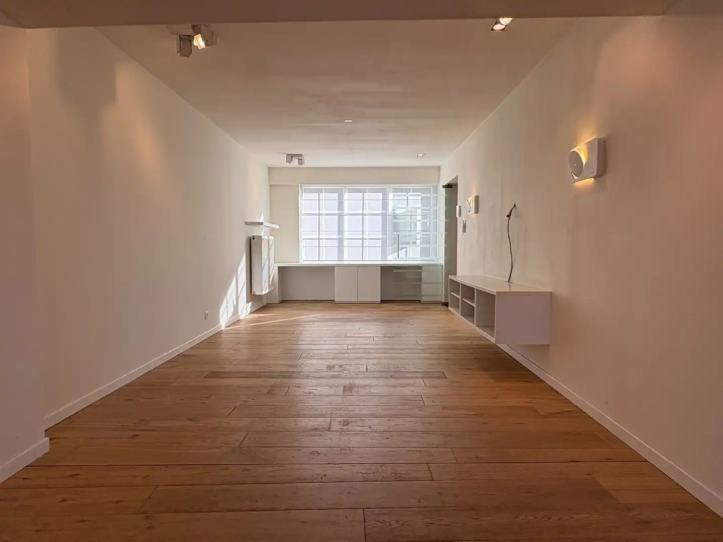 Hedendaagse woning met tuin en 1 slaapkamer te Heule. foto 4