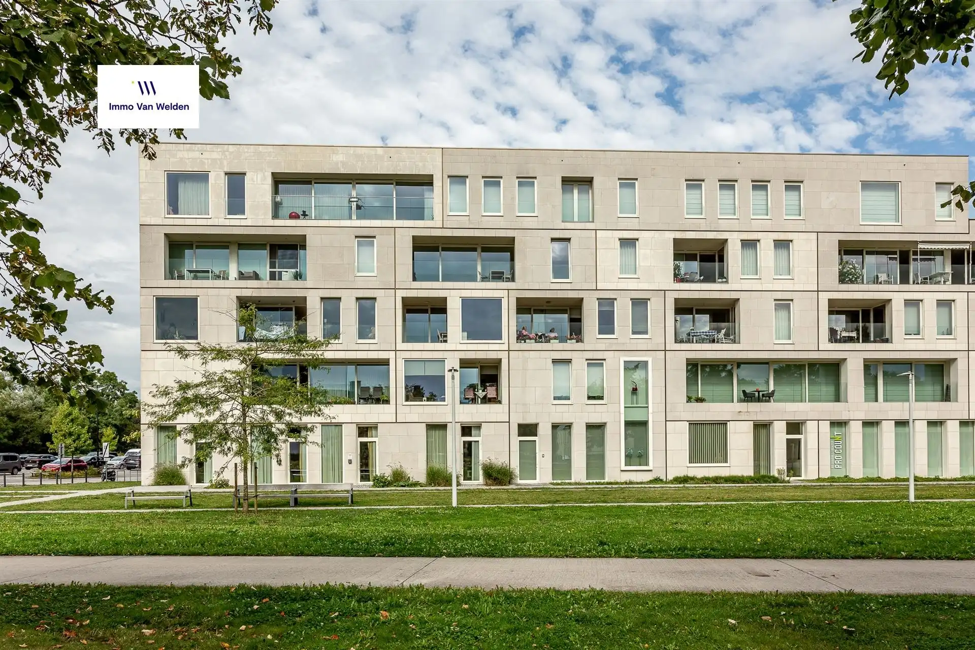 Uniek gelegen appartement met frontaal zicht op de Schelde foto 7