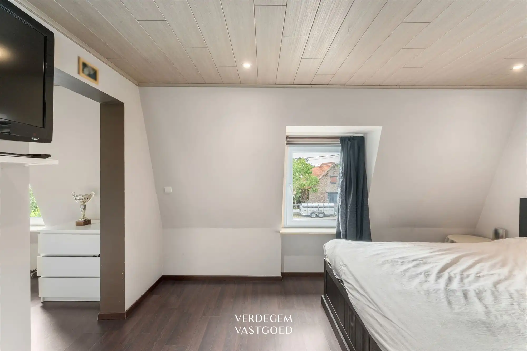 Gegeerde woonplek in Drongen: 3 slaapkamers, thuiskantoor en tuin foto 11
