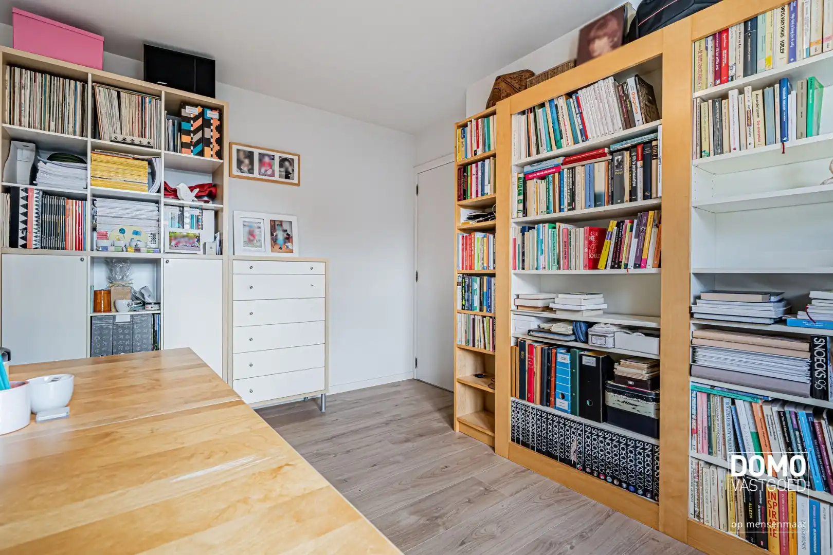 ZUIDWESTELIJK GEORIËNTEERDE DOORZONWONING MET LICHTRIJKE AANBOUW, GEZELLIGE TUIN EN RUIME GARAGE TE KURINGEN (HASSELT)  foto 20