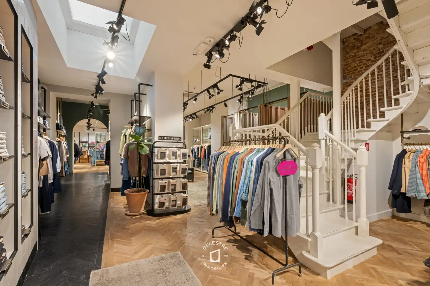 Interessante opbrengsteigendommen in hartje Halle – 2 APP. met handelsgebouw foto 30
