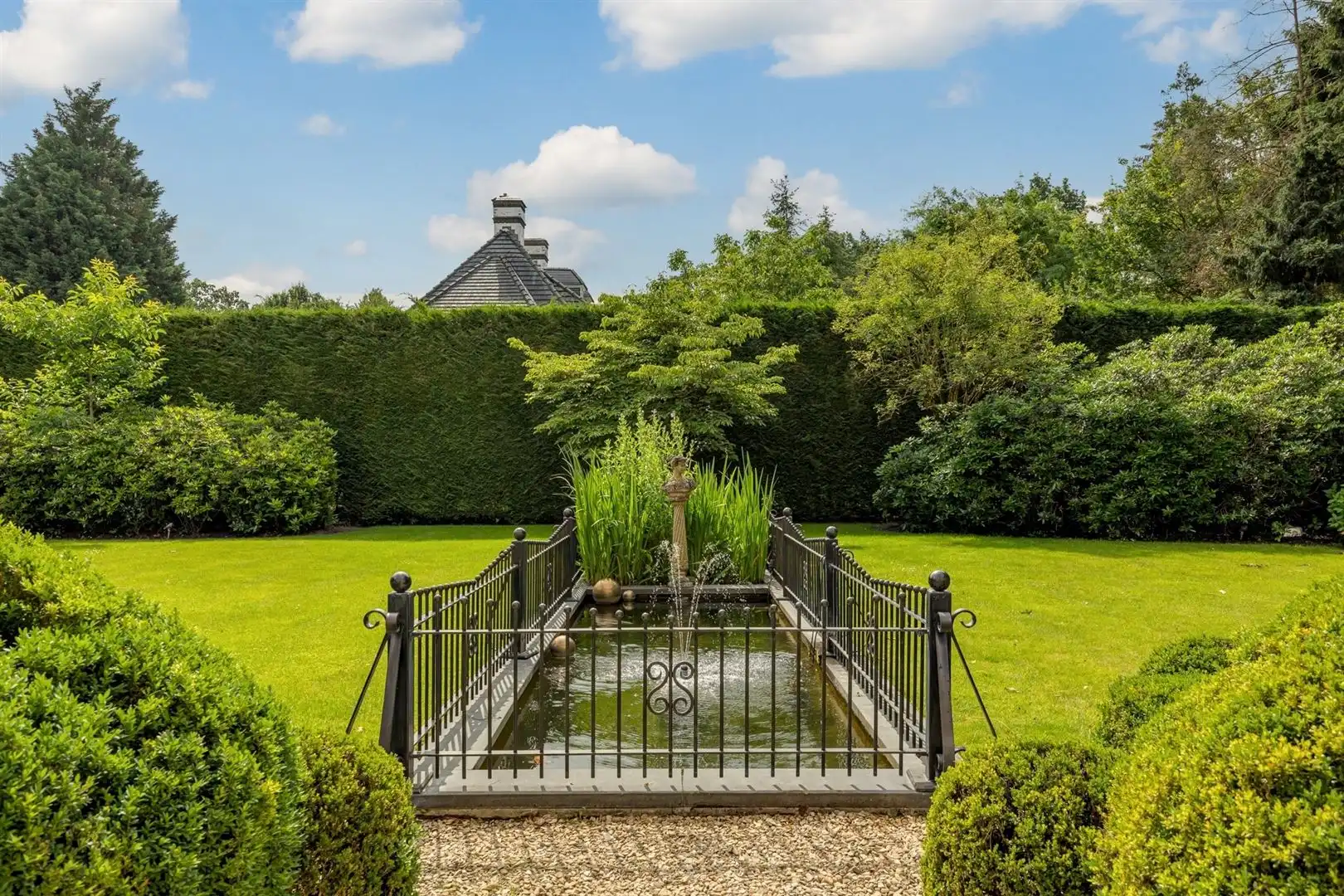 Uitzonderlijke villa met 615 m² woonoppervlakte in KONINGSHOF foto 13