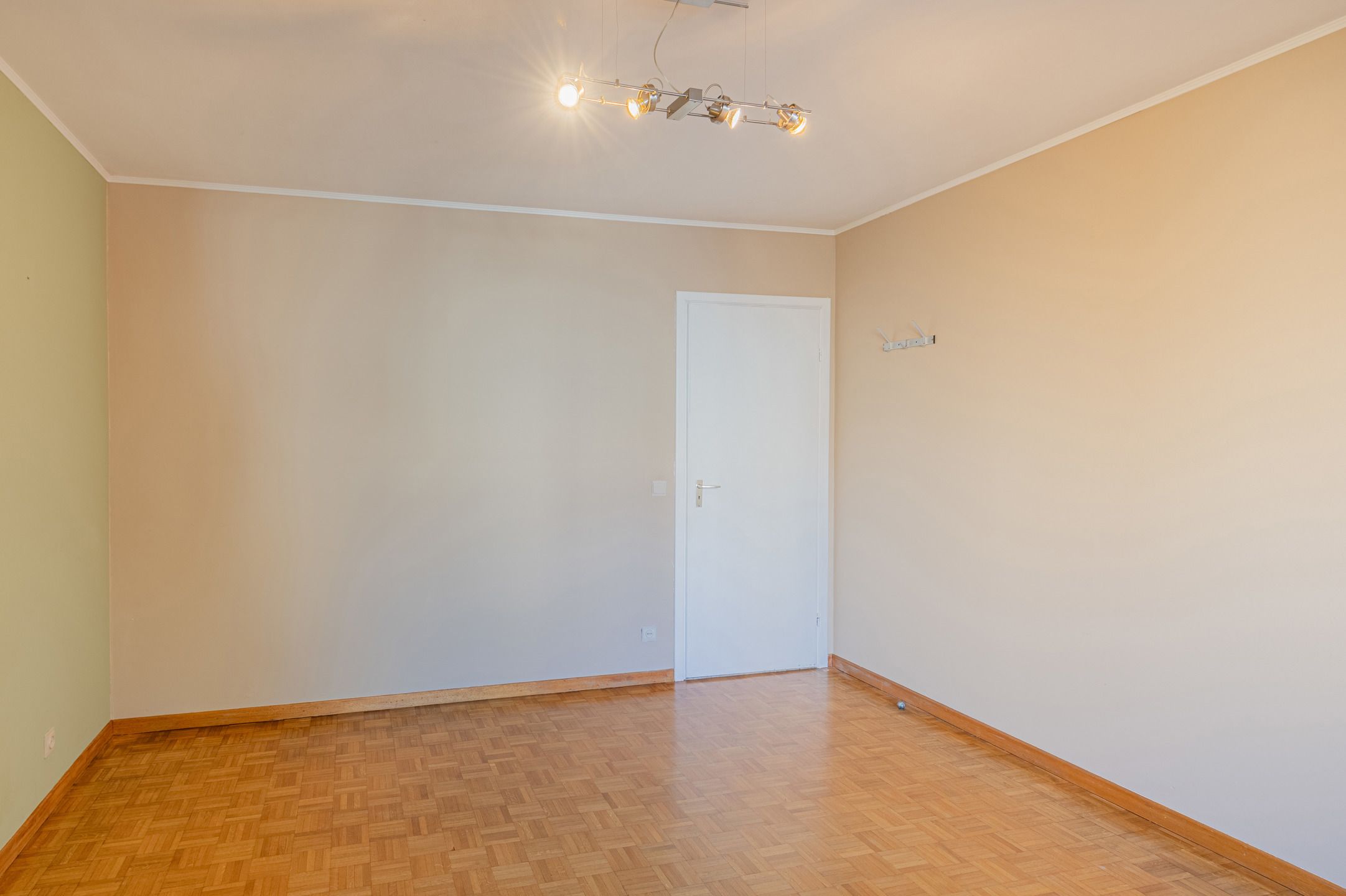 Ruim en lichtrijk 2slpk app in hartje Mechelen foto 12