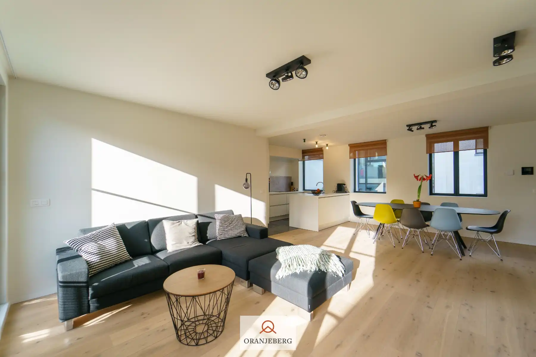 Prachtig ruime duplex in hartje Gent met zicht op water foto 11