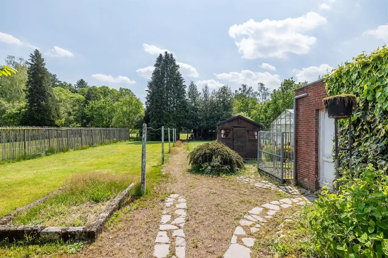 Rust achteraan, bereikbaarheid vooraan. Wonen met potentieel op een uitzonderlijke ligging. foto 3