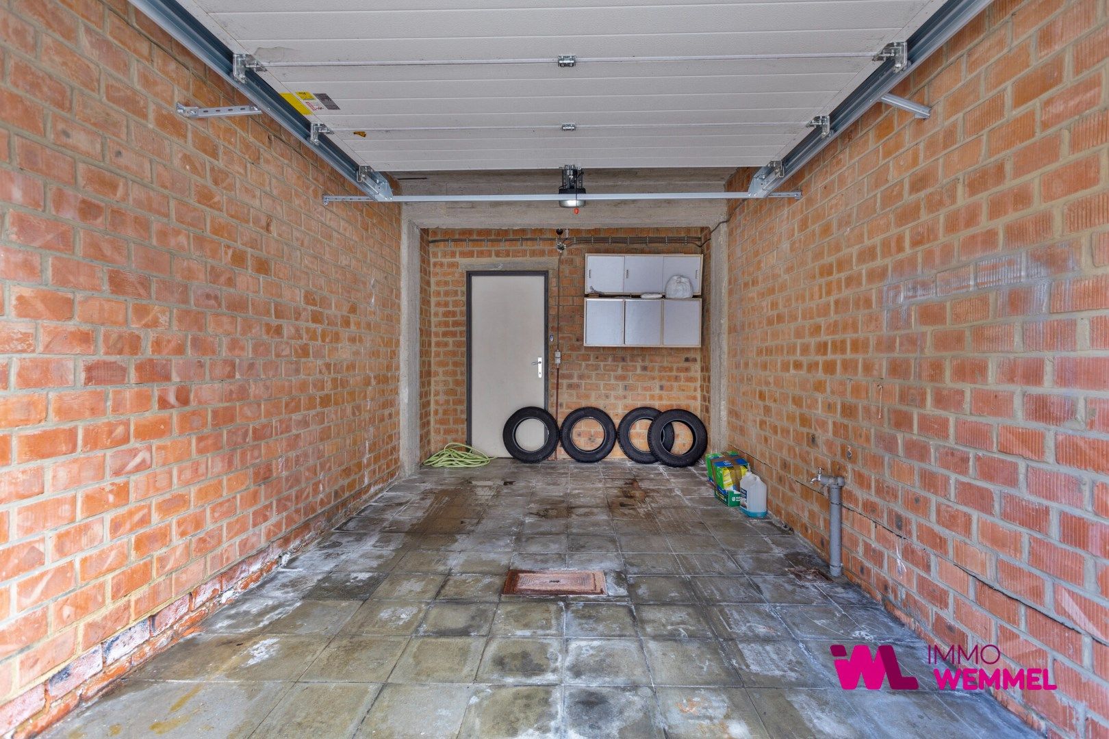 Appartement met 2 slaapkamers, kelder en garage foto 19