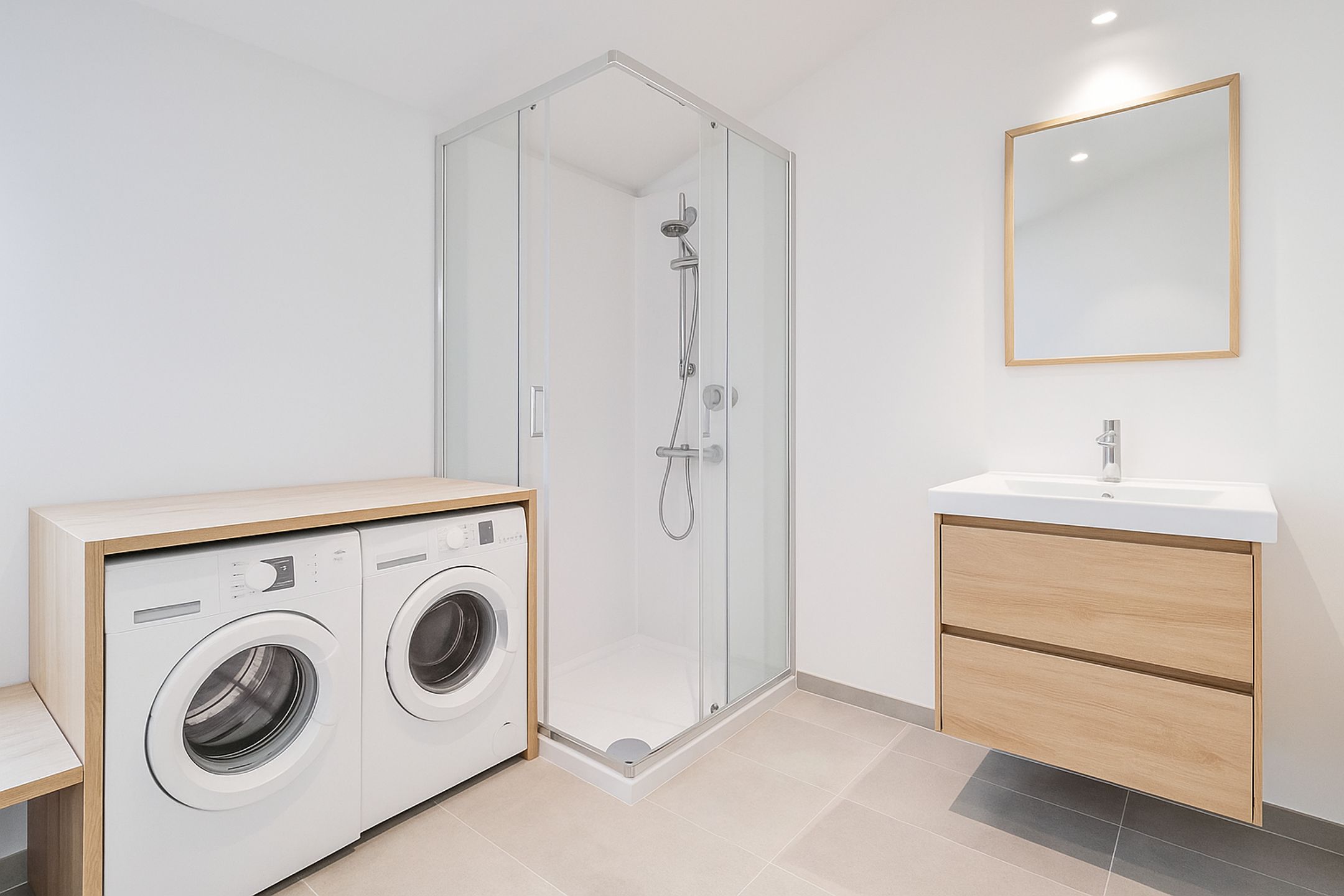 Te renoveren woning te koop in Lebbeke met garage foto 11