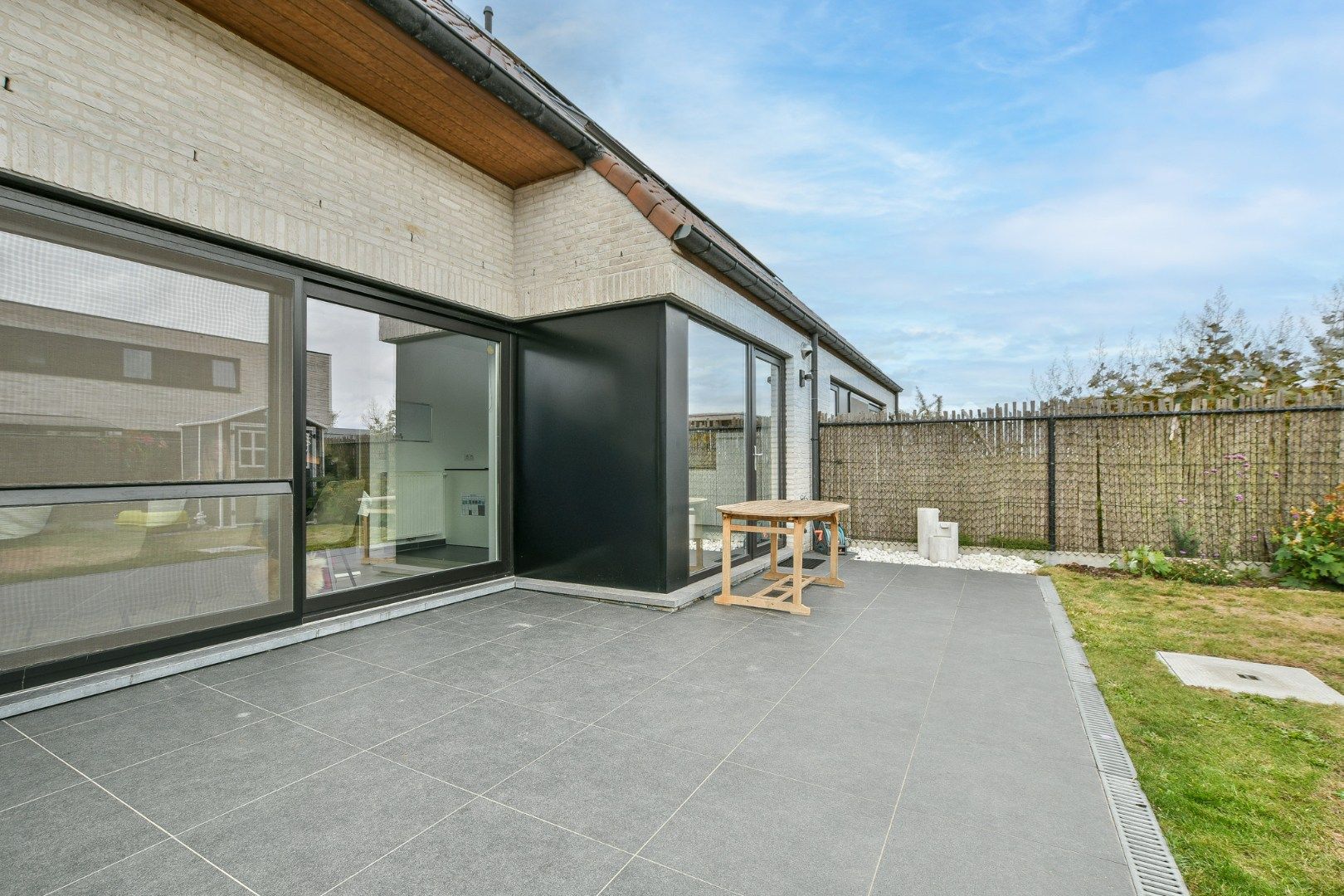 Recente gezinswoning met 4 slaapkamers op toplocatie in De Haan! foto 15