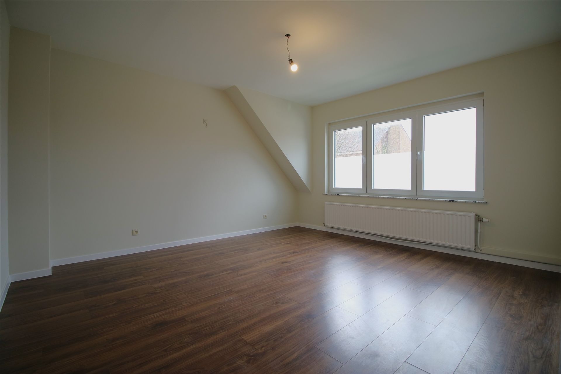 Ruime woning 4 slpk, garage en tuin foto 17