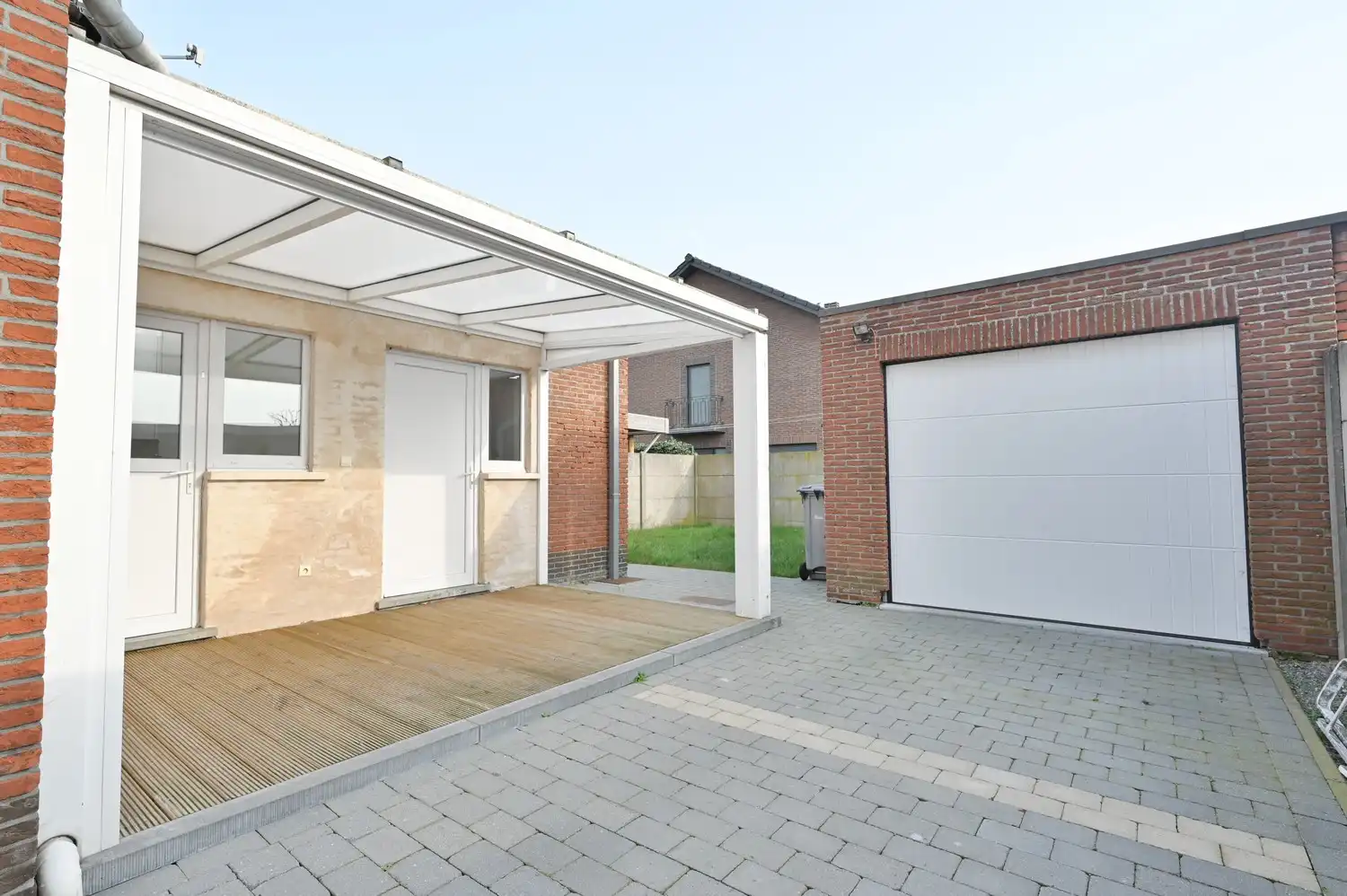 Instapklare gezinswoning met 3 slpk en gezellige stadstuin foto 21