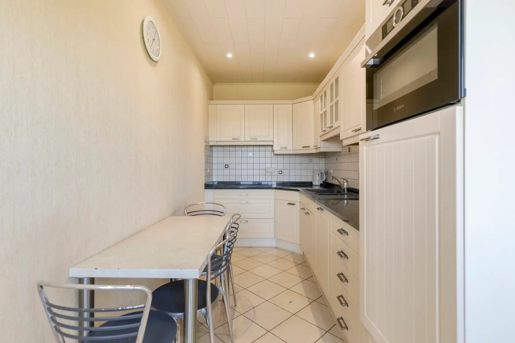 Charmante bungalow ruim perceel foto 13