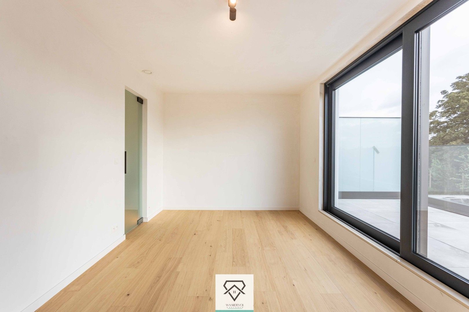 Hoogwaardig en instapklaar afgewerkte nieuwbouw te koop foto 21