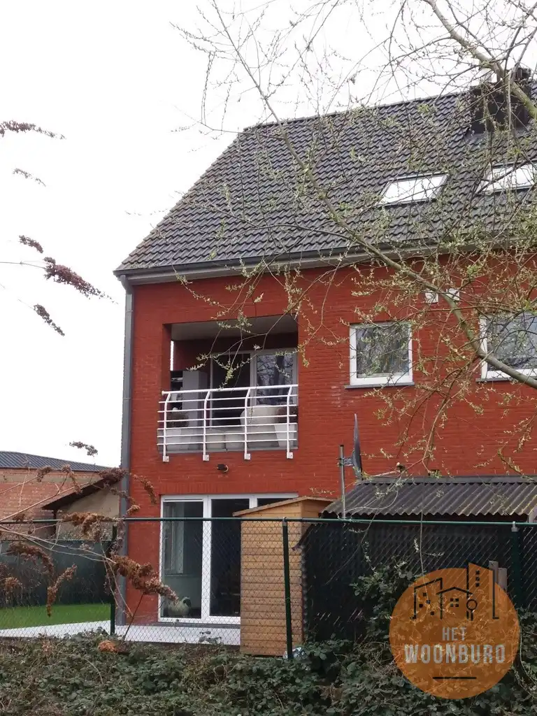 Duplex appartement met 2 slpks, dressing en autostaanplaats foto {{pictureIndex}}
