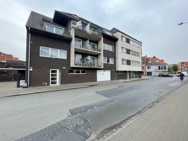 Instapklaar 1-slaapkamerappartement in het hartje van Roeselare! foto 11