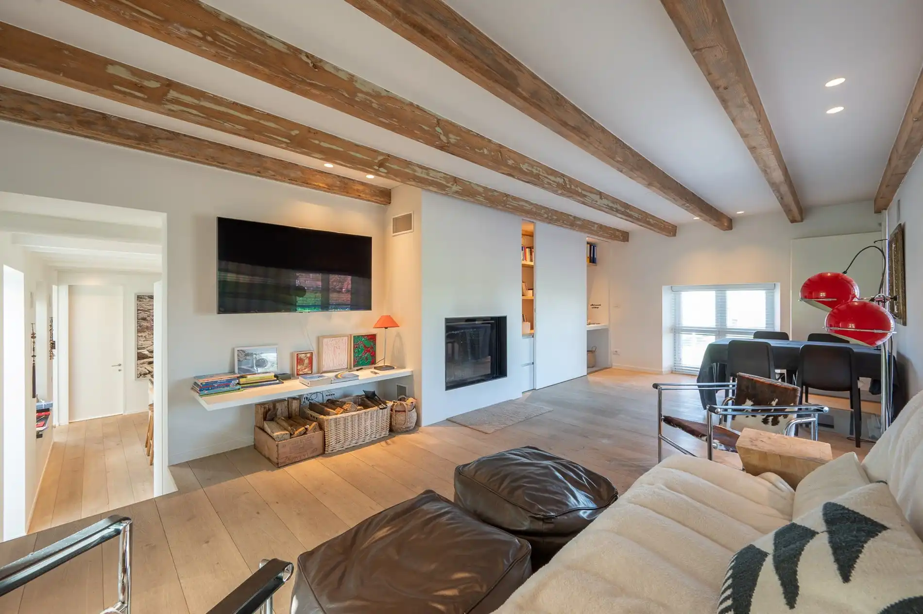 Uniek eigendom met adembenemende zichten gelegen op een perceel van ongeveer 3000 m². foto 16