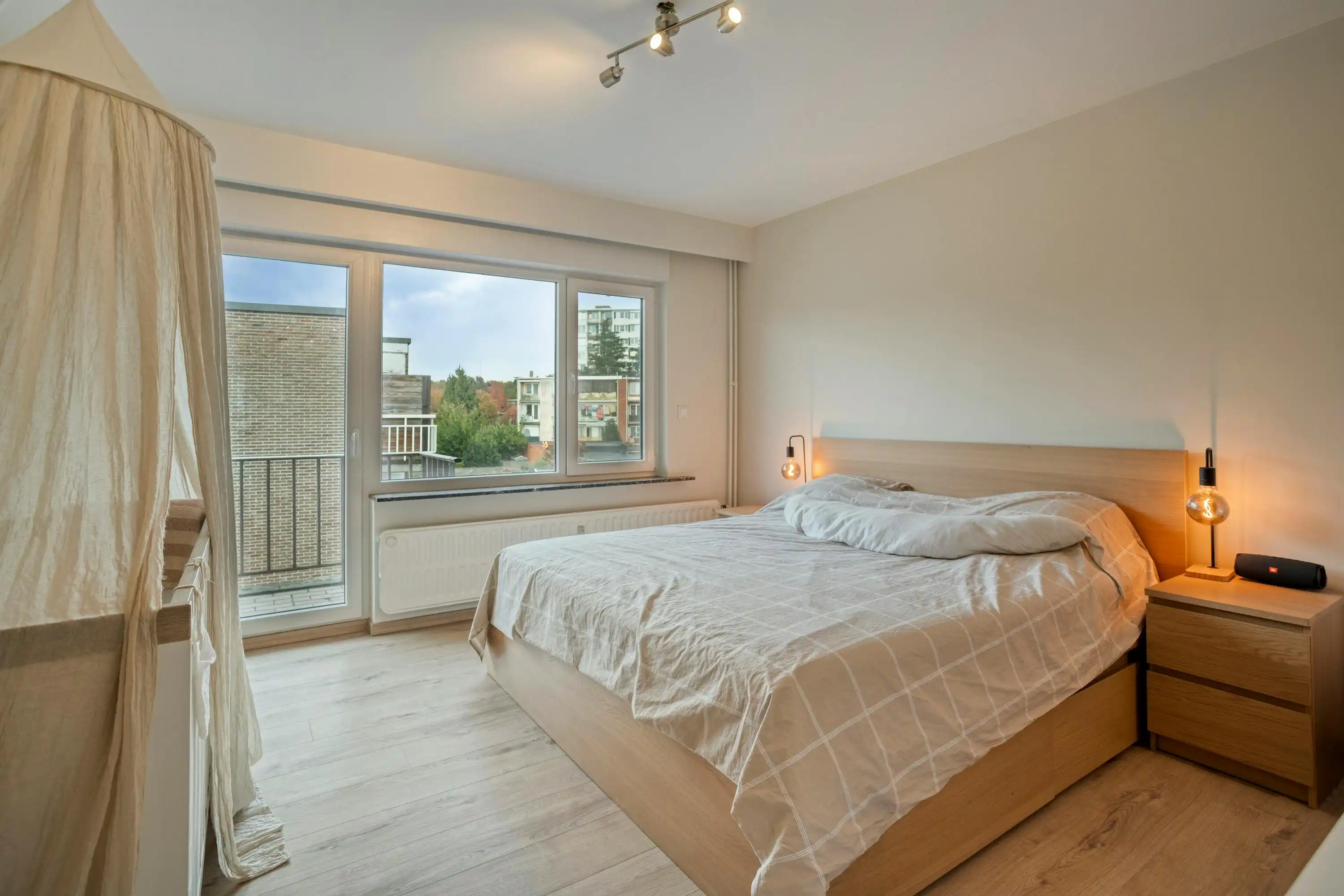 Instapklaar appartement vlakbij het Rivierenhof te koop! foto 17