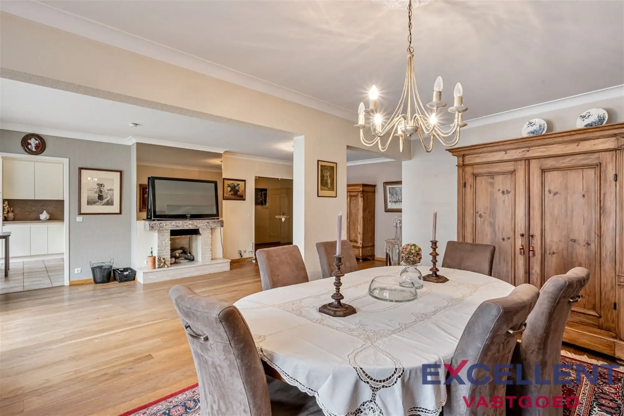 Instapklaar 3-slaapkamerappartement te koop centrum Deinze foto 9