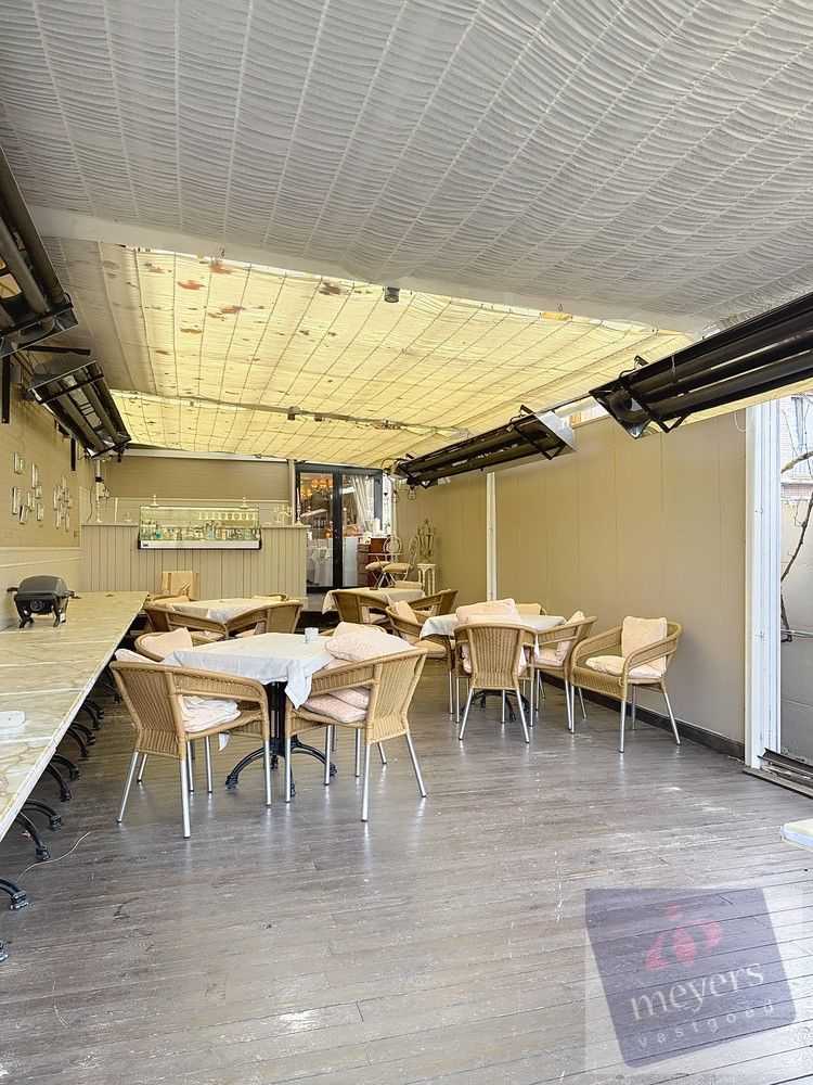 Handelspand met woonst op toplocatie in Hasselt foto 8