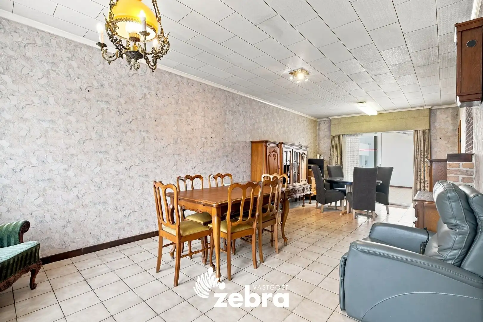 Halfopen woning in tuinwijk te koop in Roeselare! foto 3