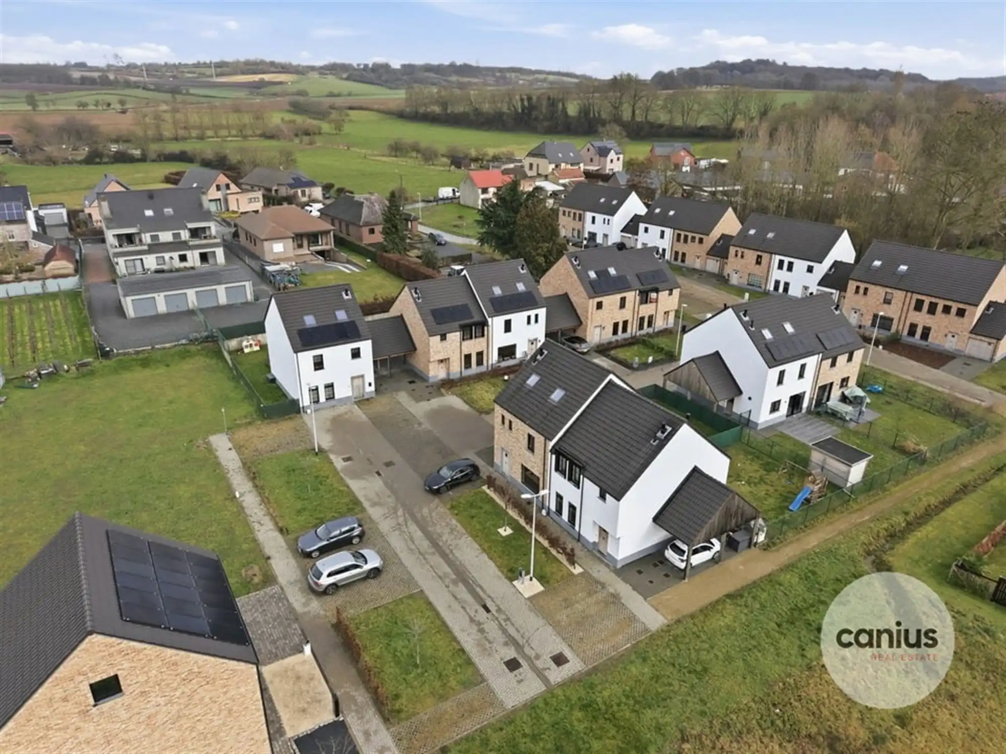 LANDELIJKE WONING MET 3 SLKS EN CARPORT foto 26