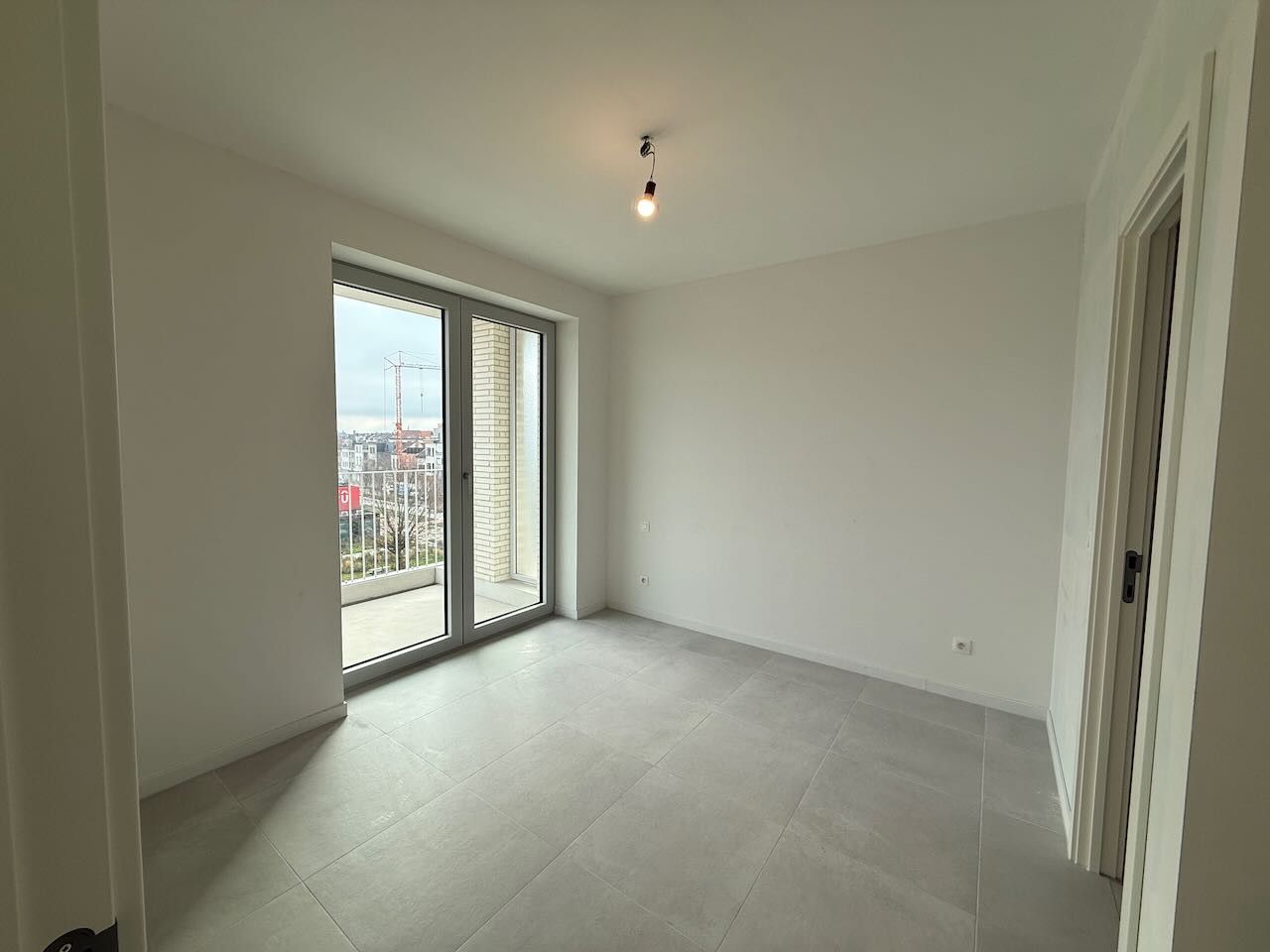 Instapklaar nieuwbouwappartement met terras foto 9