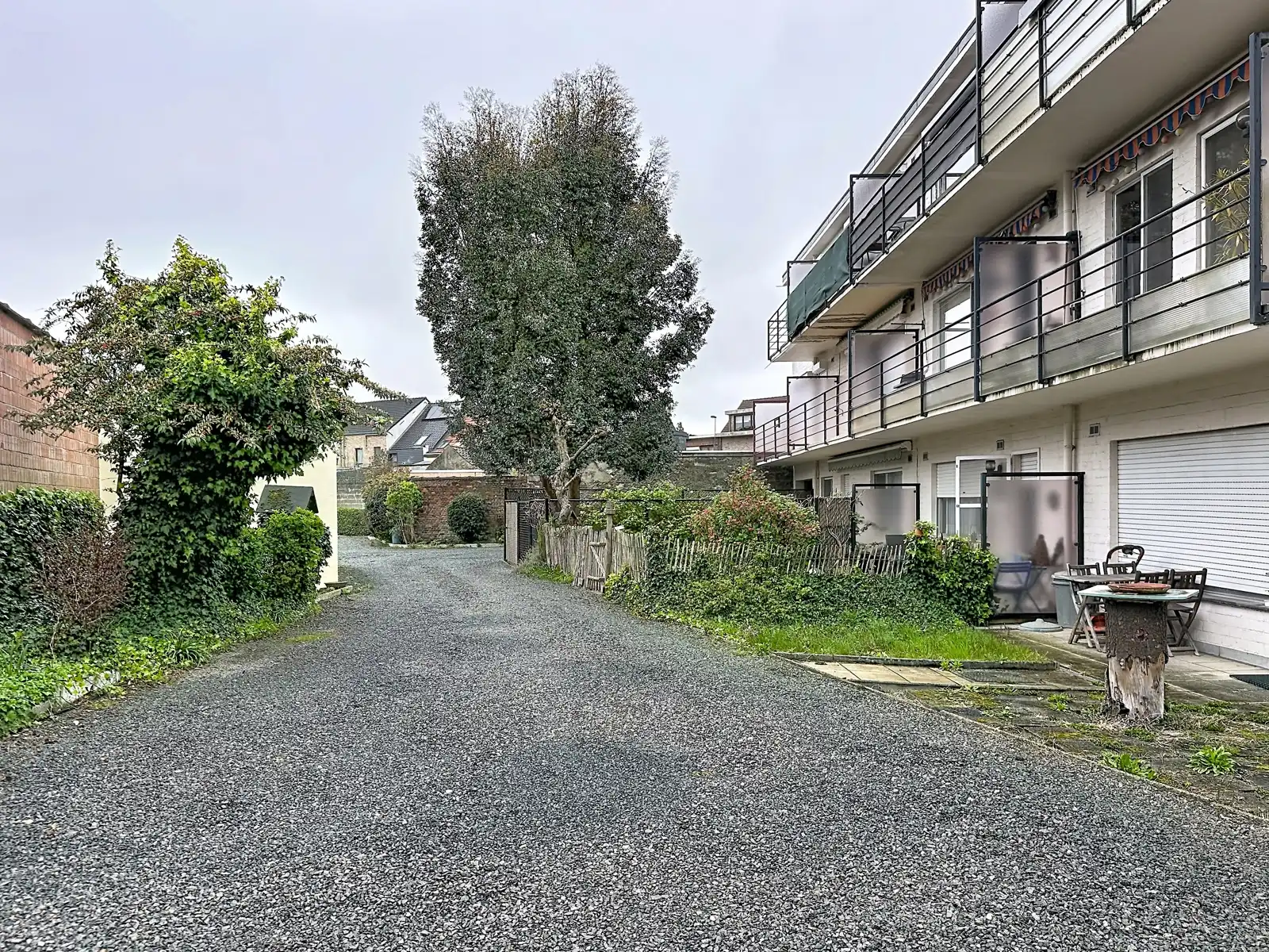 Appartement met drie slaapkamers.  Optie tot garage foto 38