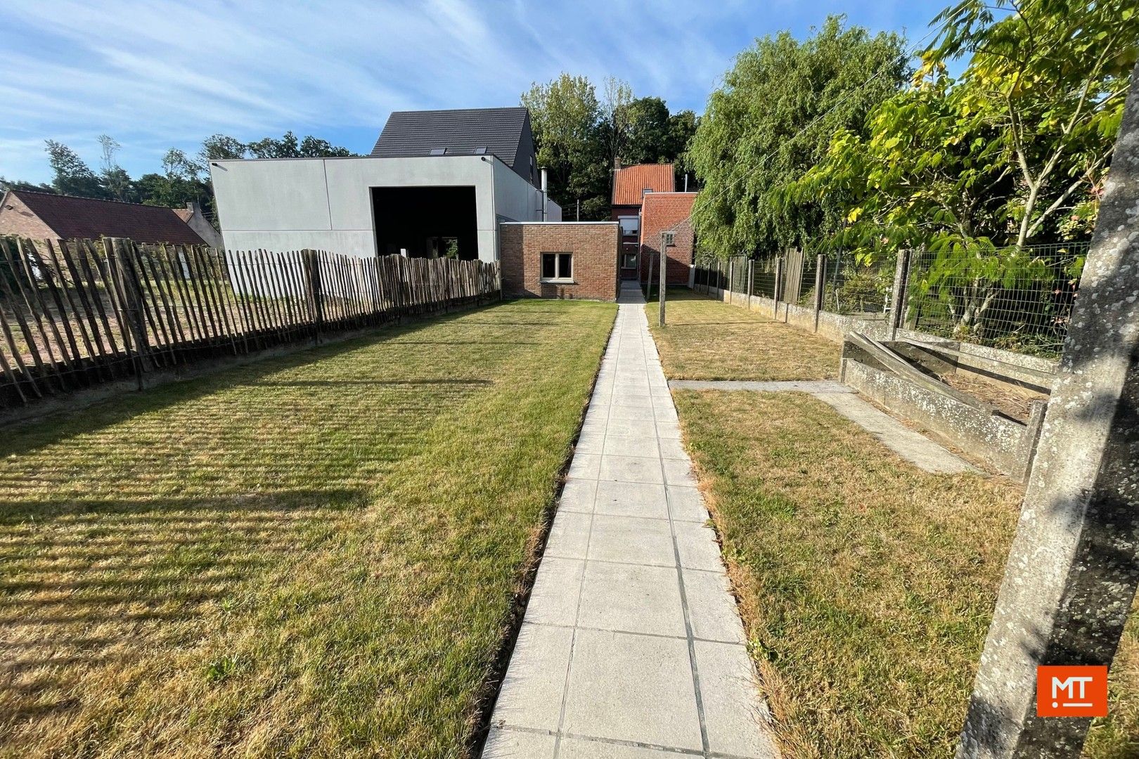 Woning te huur in Geluveld, 3 slaapkamers, garage, tuin en 2 tuinbergingen foto 20