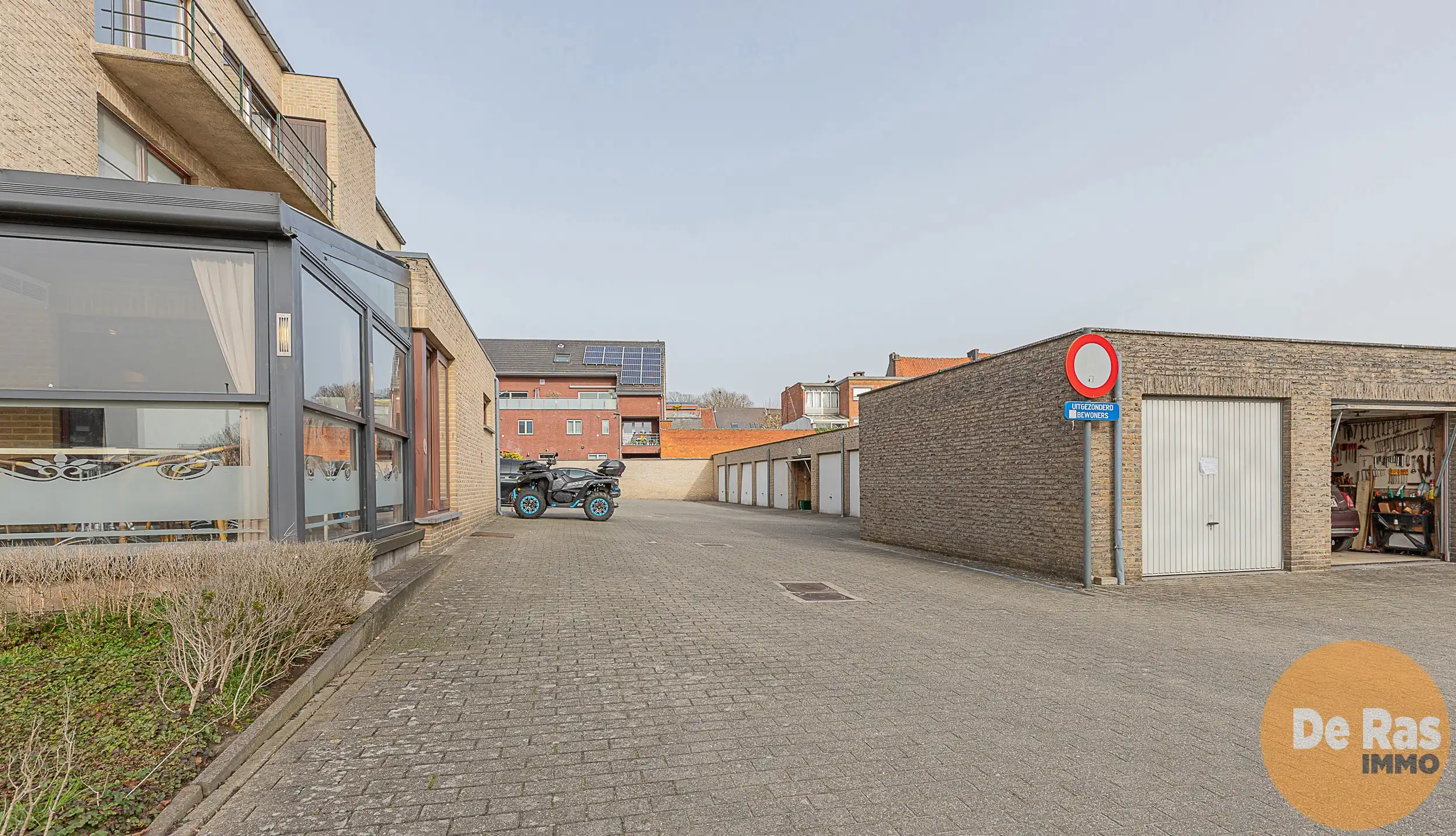 NINOVE - instapklaar ruim appartement op centrale ligging foto 17