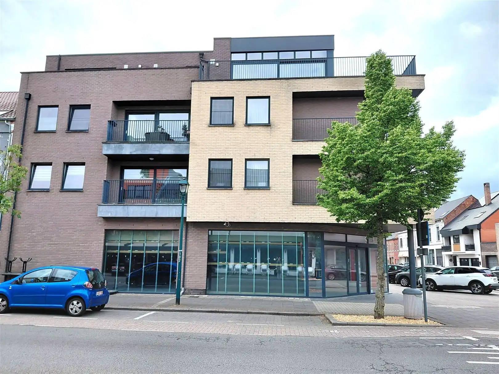 TE HUUR: Ruim appartement met 2 slaapkamers in Leopoldsburg! foto {{pictureIndex}}