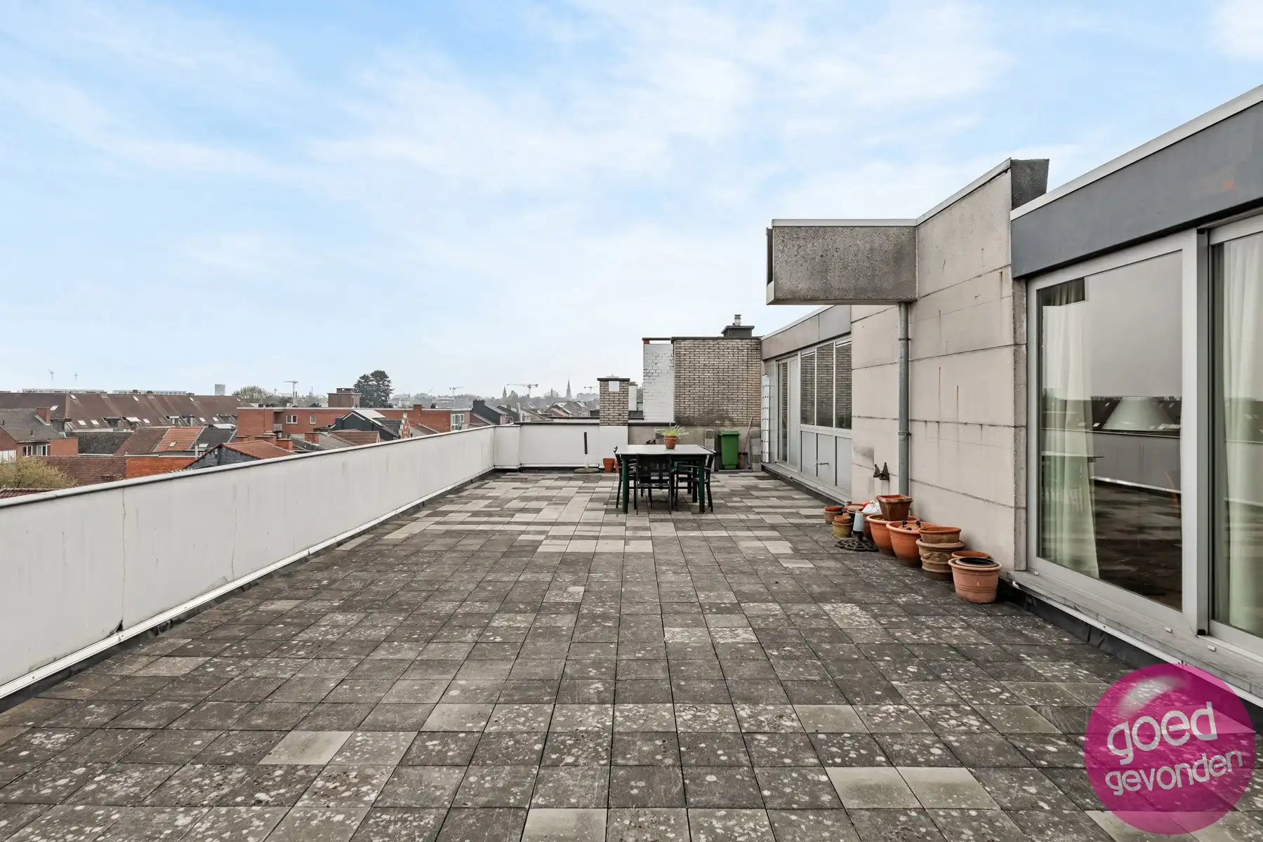 PENTOUSE 145 m² - 2 SLK - TERRAS 100 m² - LIFT - PARKING MGL foto 3