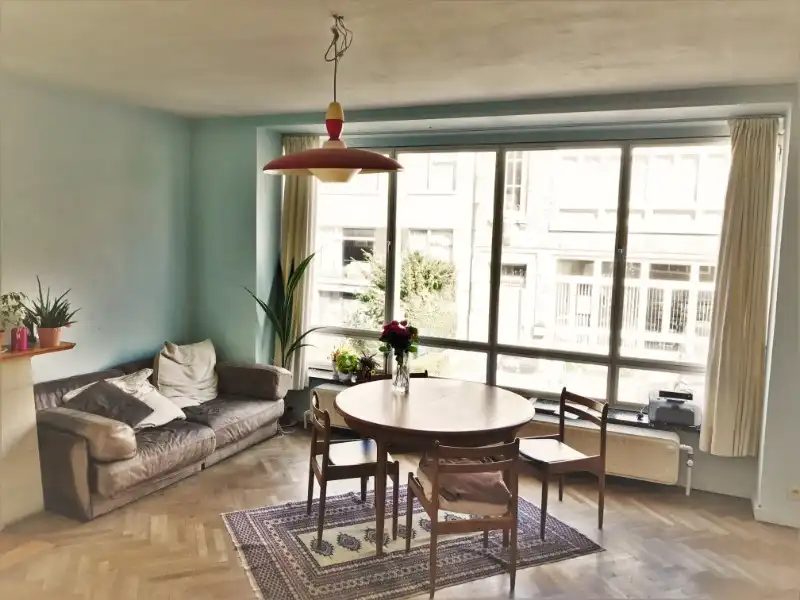 --- NIEUW --- 2 slaapkamerappartement op toplocatie nabij Gent-centrum en station Sint-Pieters! foto {{pictureIndex}}
